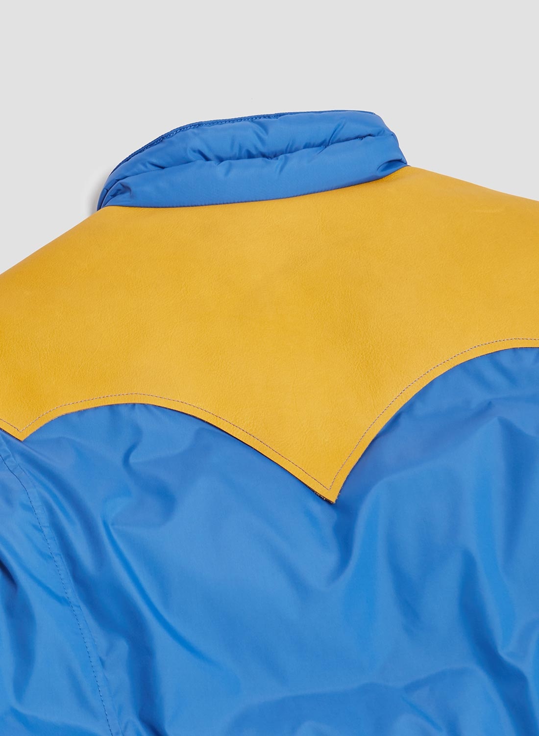 Rocky Mountain Featherbed x Nigel Cabourn Down Short Shell 1969 in Blue - 4