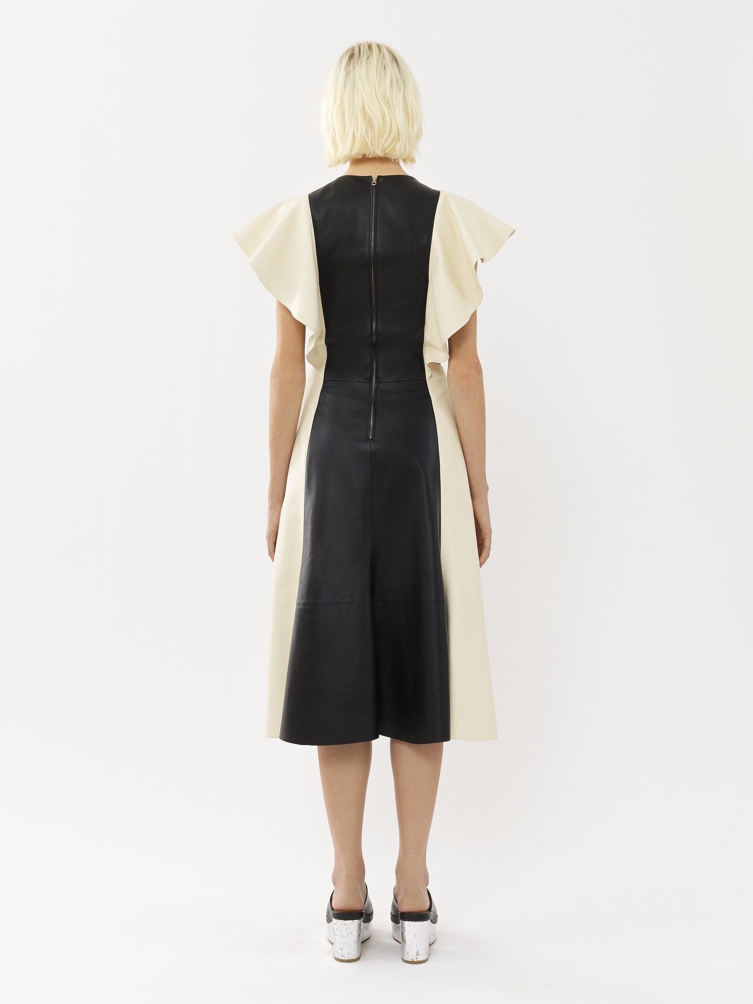 WING-SLEEVE DRESS - 4