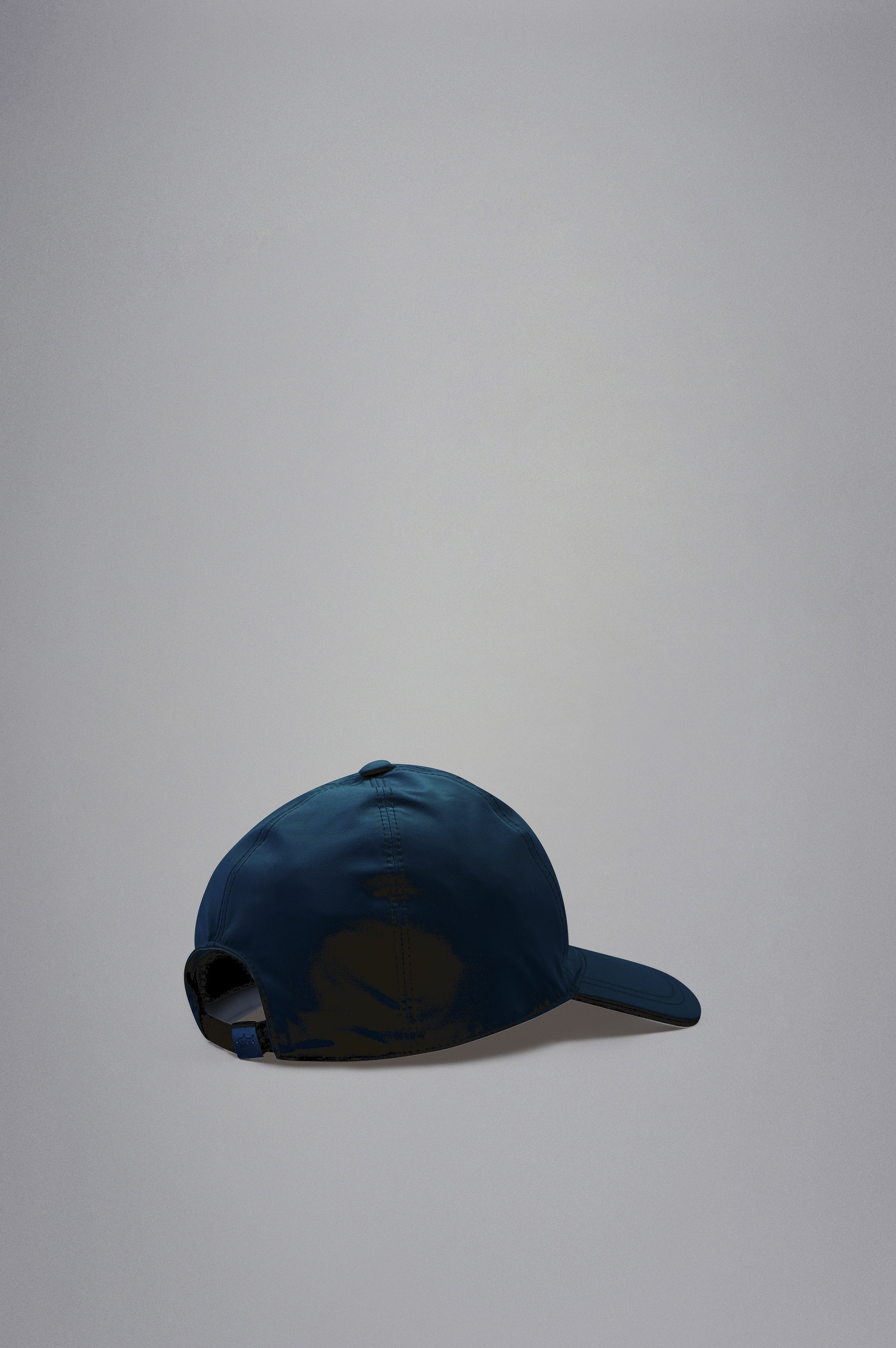 BASEBALL CAP WITH ALCANTARA® DETAILS - 3