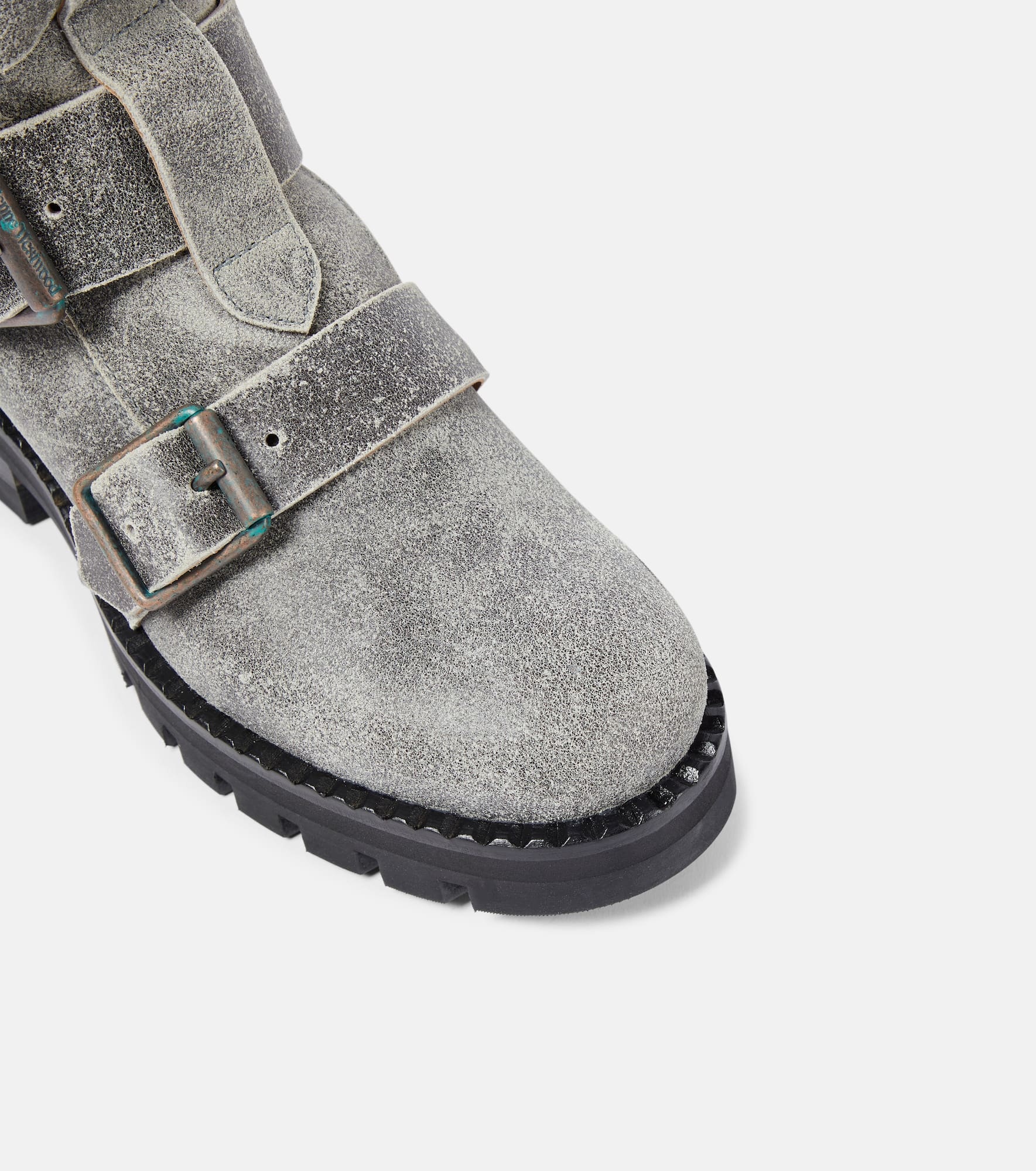 Cut-out leather ankle boots - 6