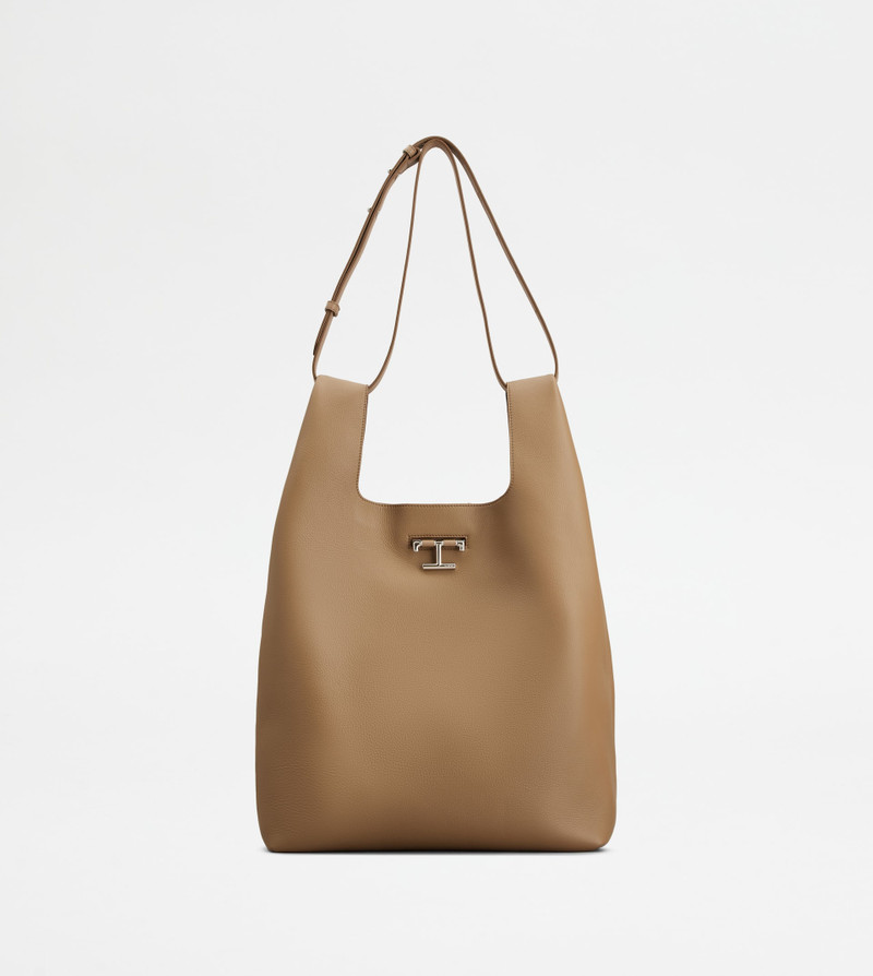 T TIMELESS SHOULDER BAG IN LEATHER MEDIUM - BEIGE 1