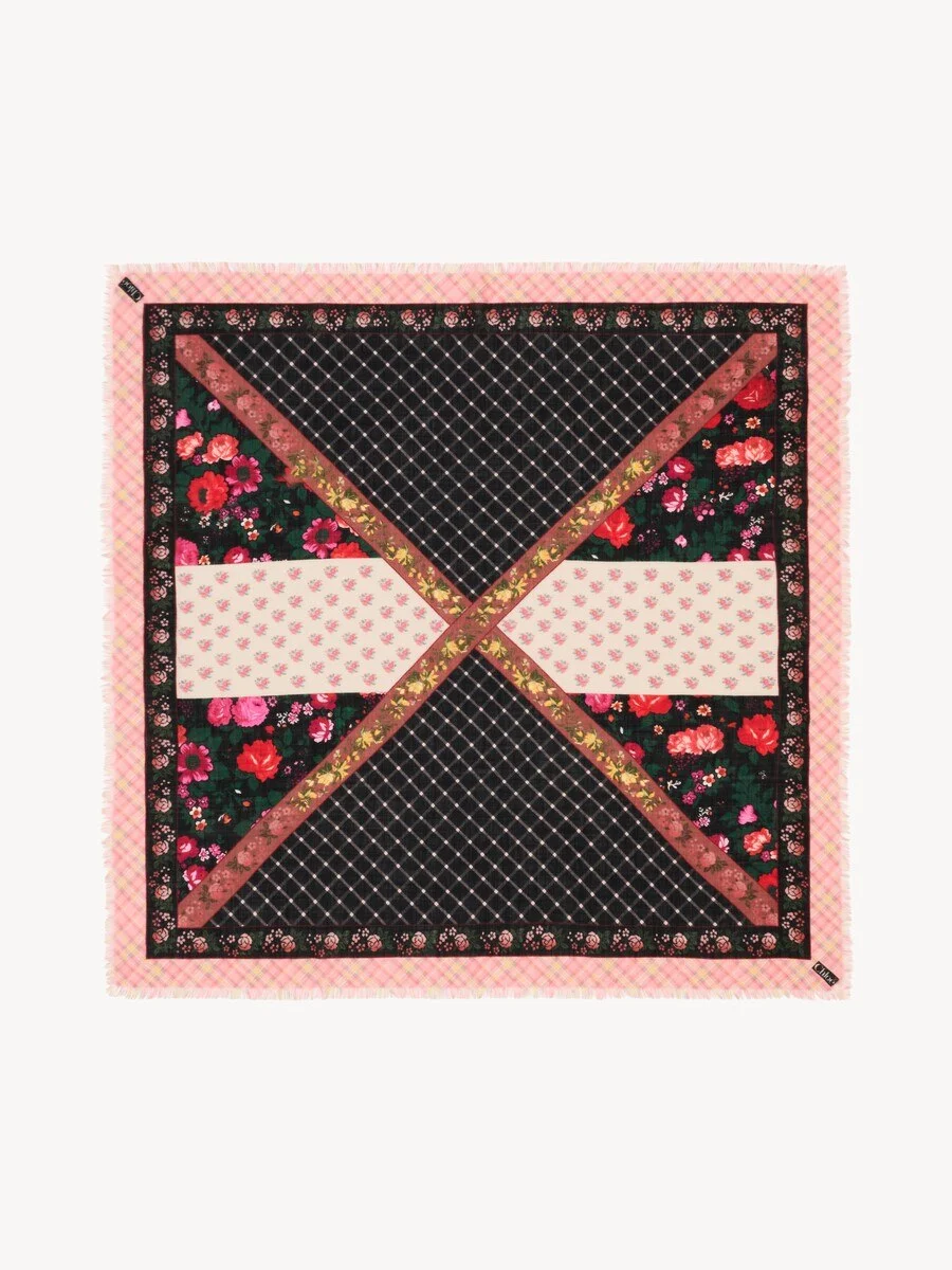 THE CHLOÉ FOLK SQUARE SCARF IN WOOL - 1