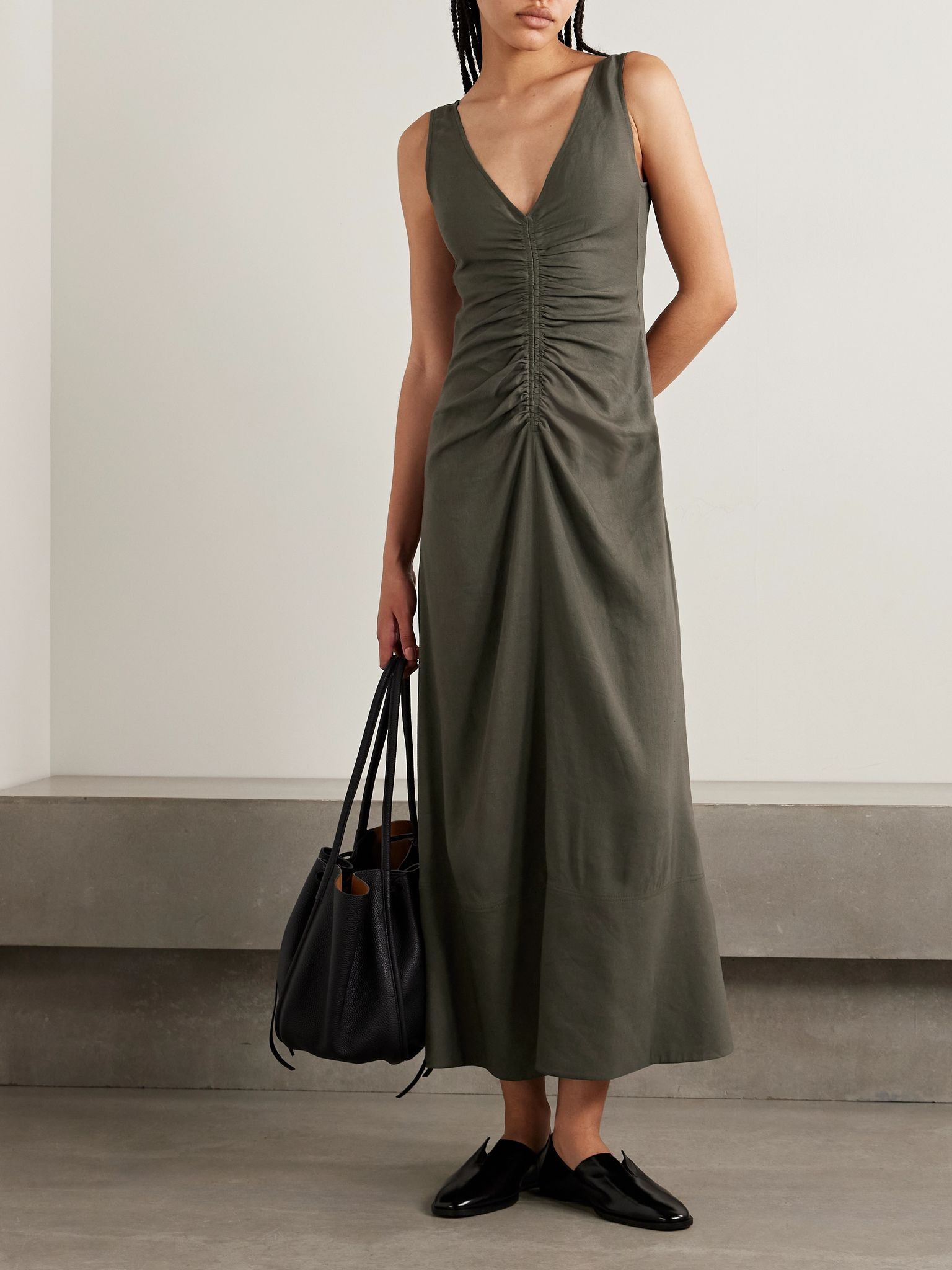 Remi ruched organic linen-blend twill maxi dress Green - 2