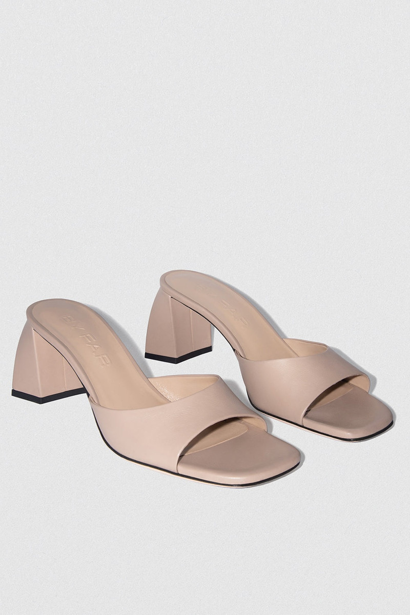 BY FAR ROMY TAUPE NAPPA LEATHER outlook