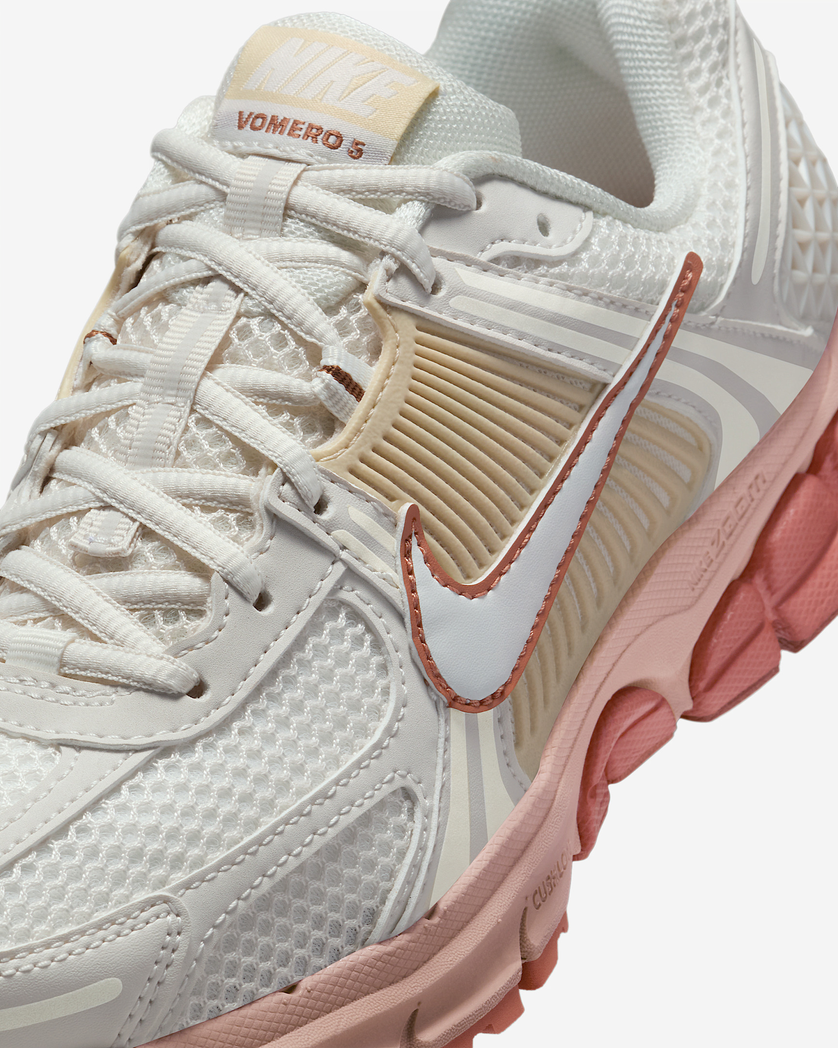 Nike Zoom Vomero 5 Women's Shoes - 7
