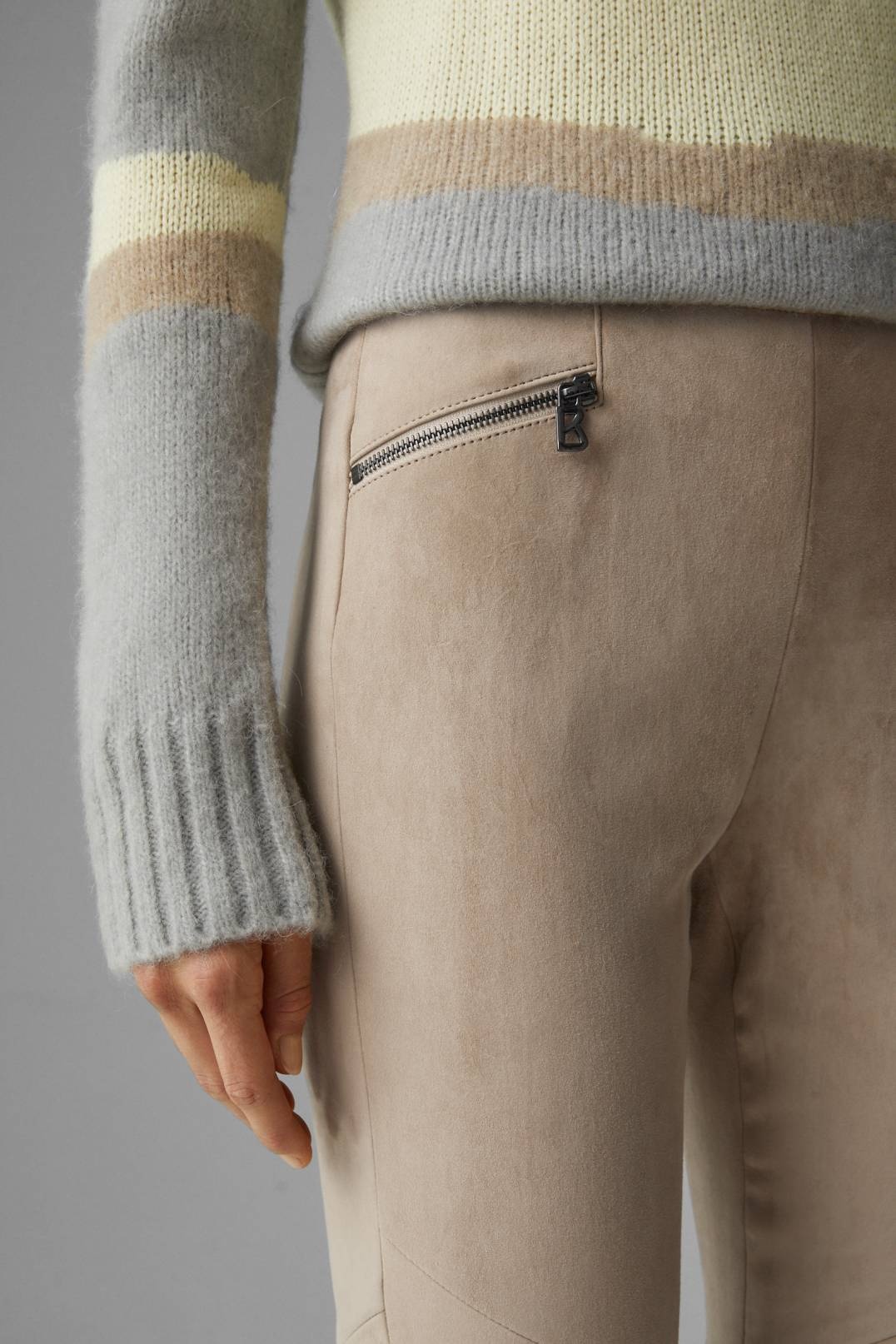 JUMI SUEDE STIRRUP TROUSERS IN CAMEL - 5