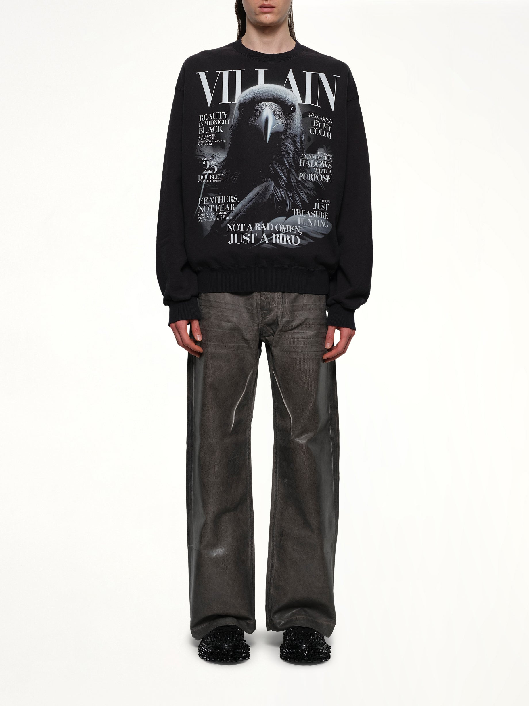 Villain Cover Print Sweat Shirt in Black - 7