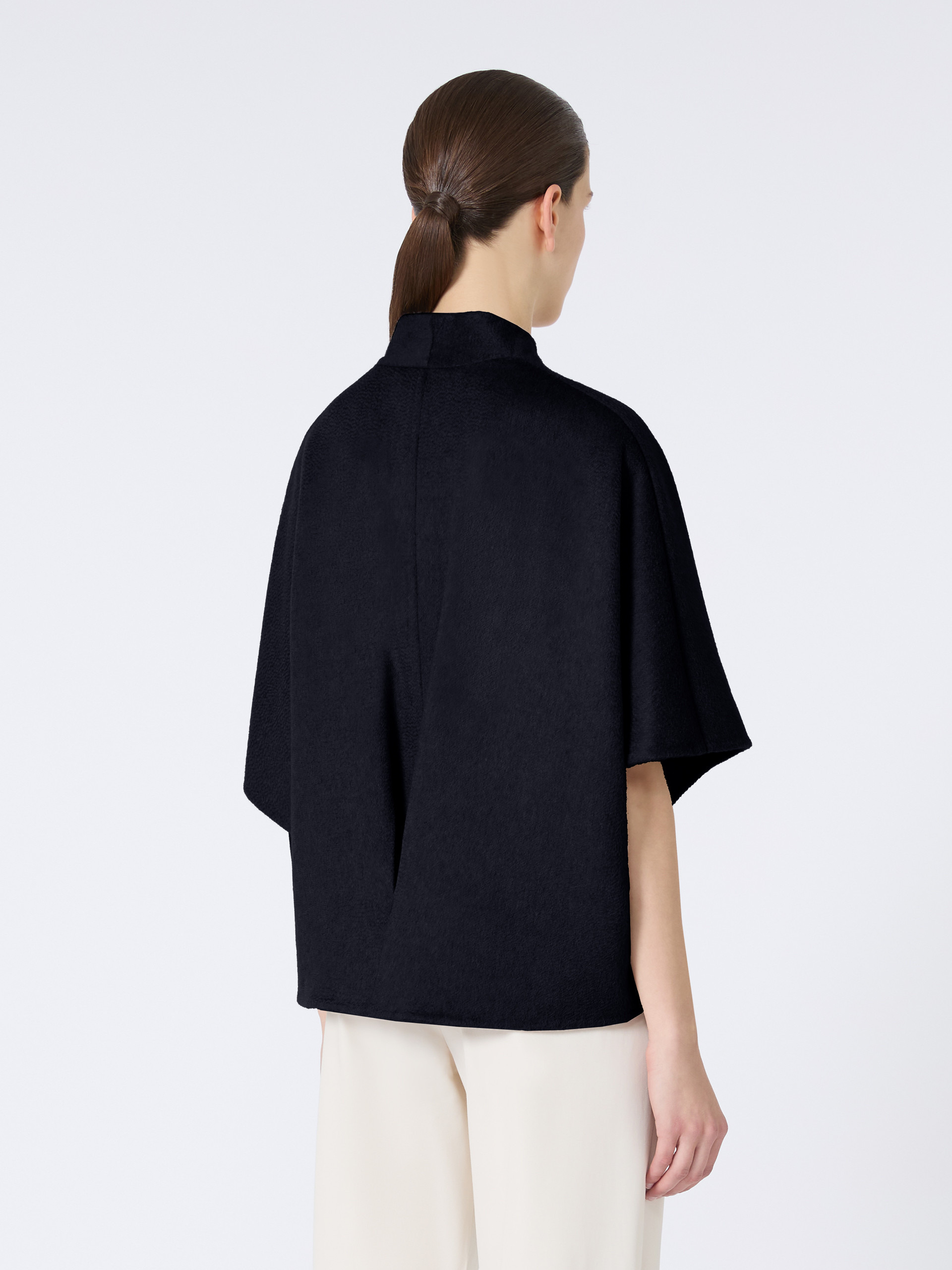 ANDALO Long cropped cape in cashmere drap - 4