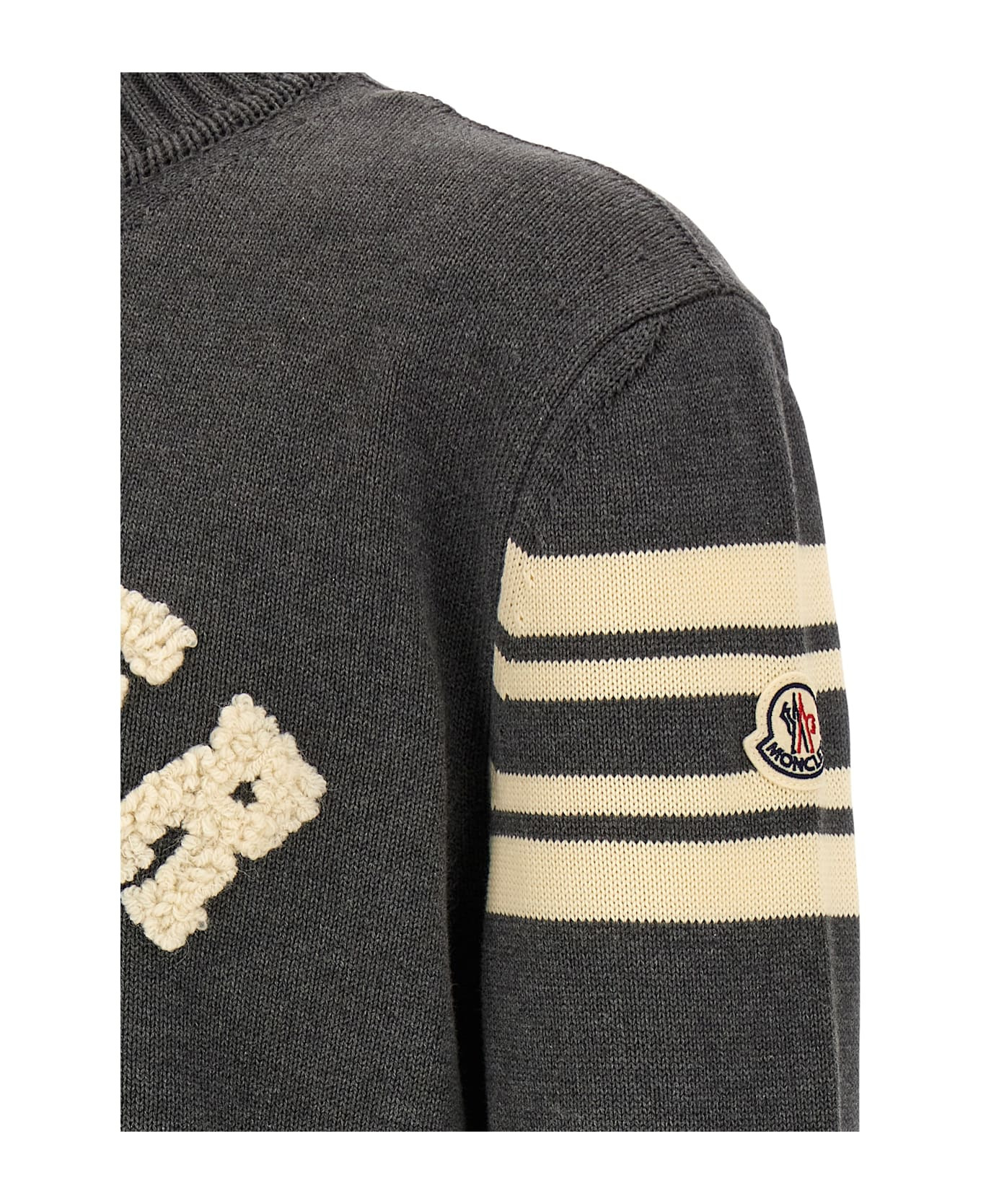 Bouclé Logo Sweater - 4