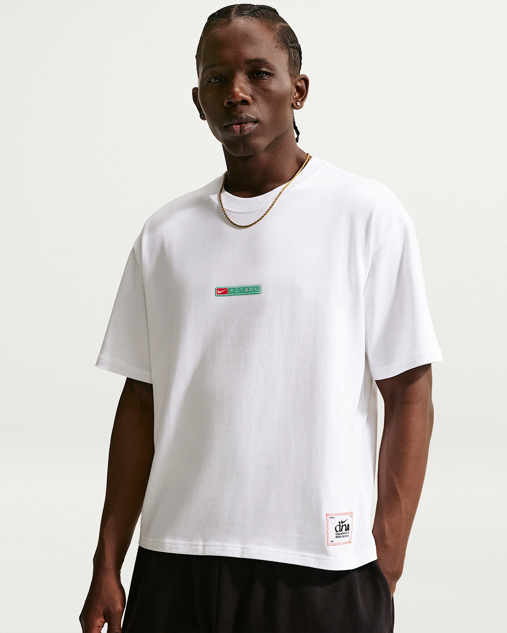 Nike Sportswear Men's T-Shirt - 1