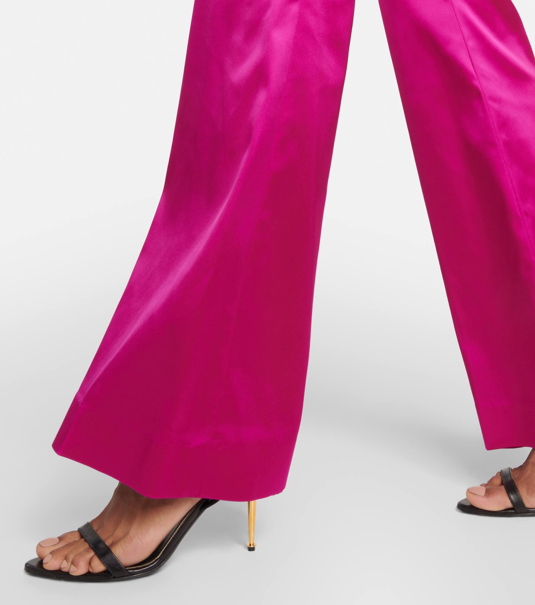 Low-rise flared satin pants - 5