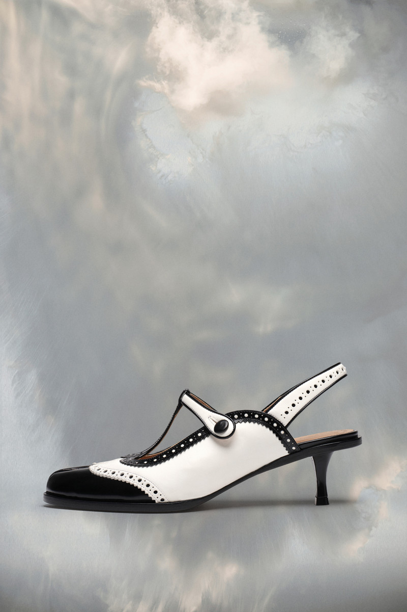 Maison Margiela Tabi slingback shoe outlook