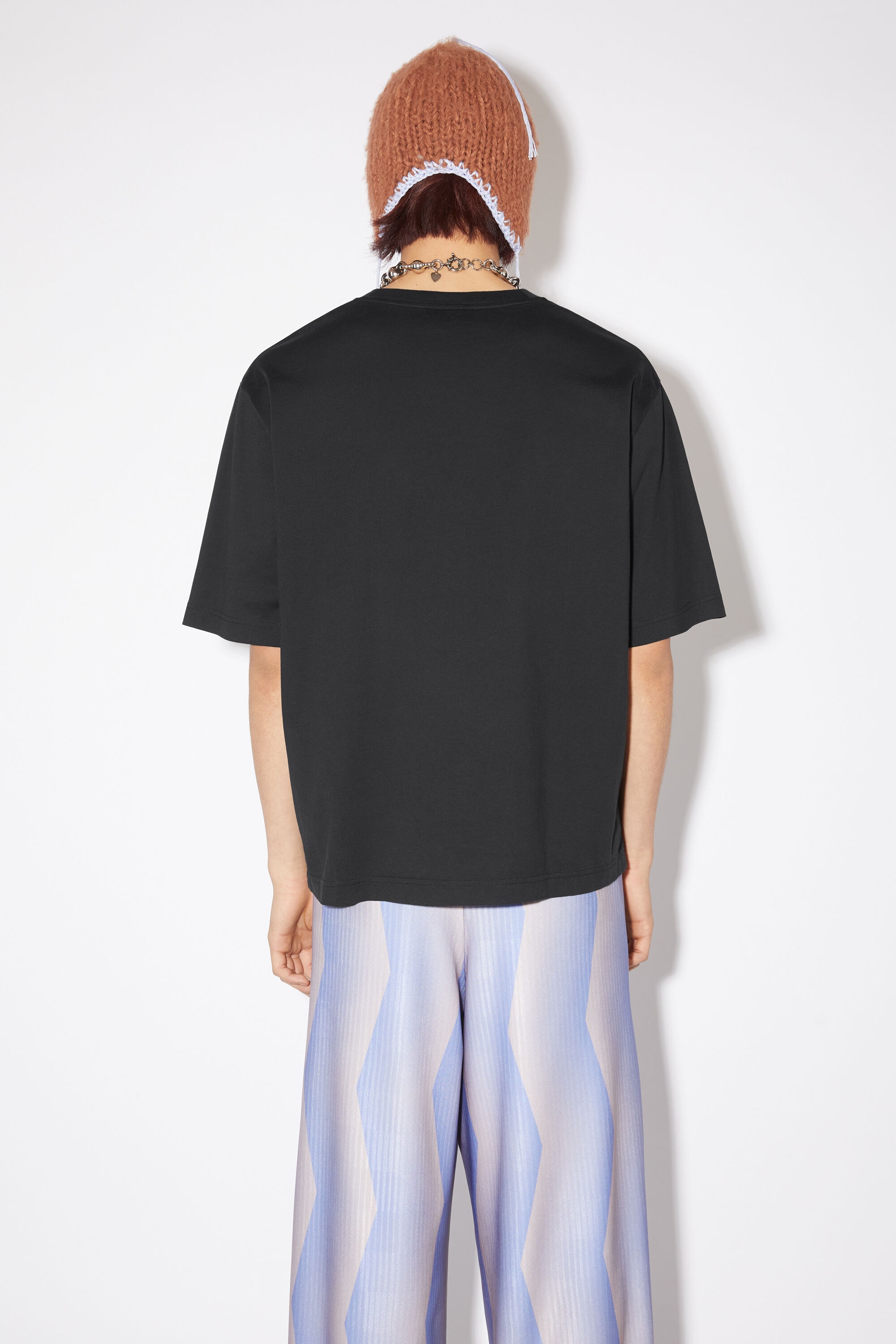Crew neck t-shirt - Relaxed fit - Black - 3
