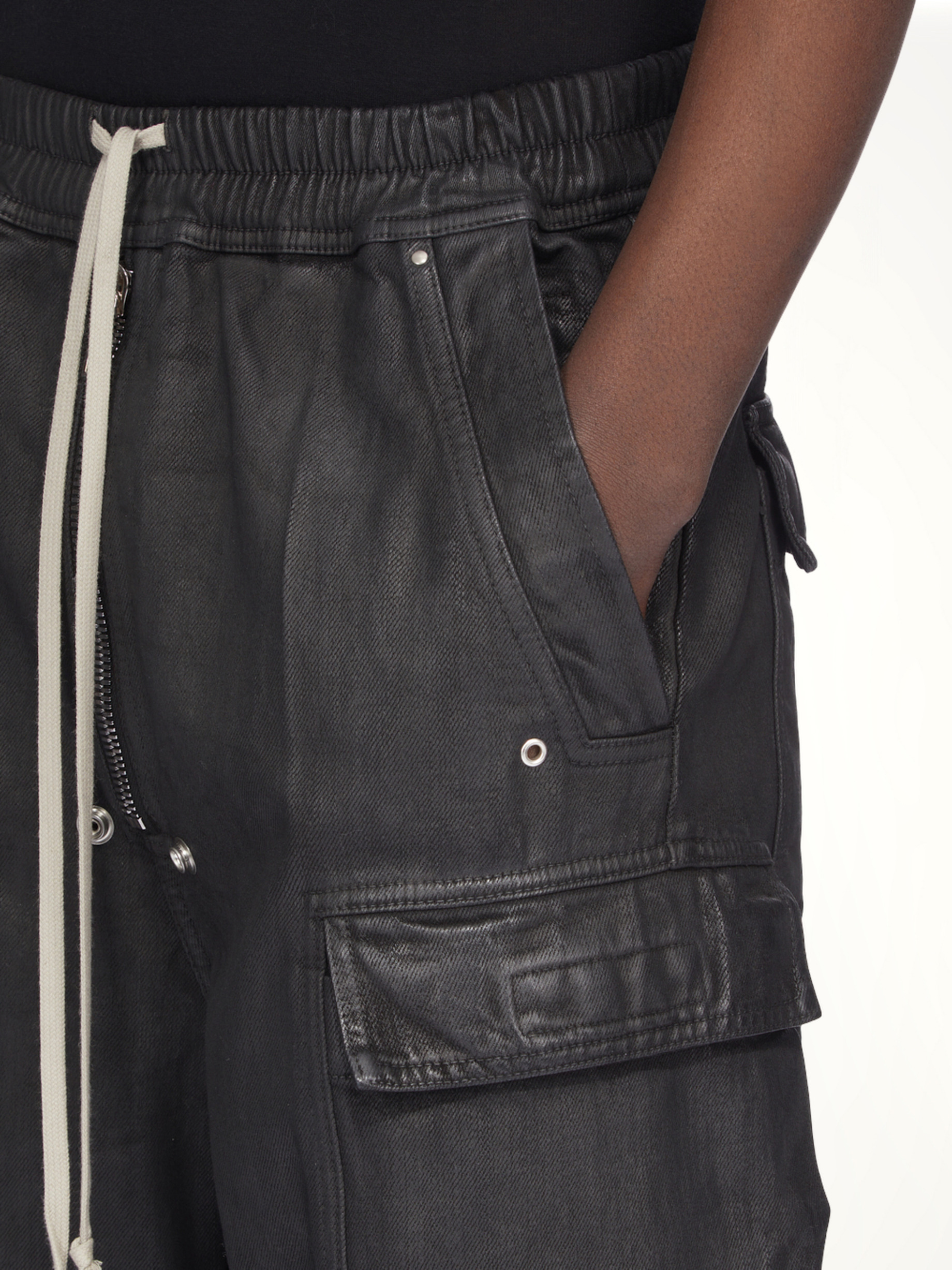 Double Cargo Jumbo Belas in Black - 7