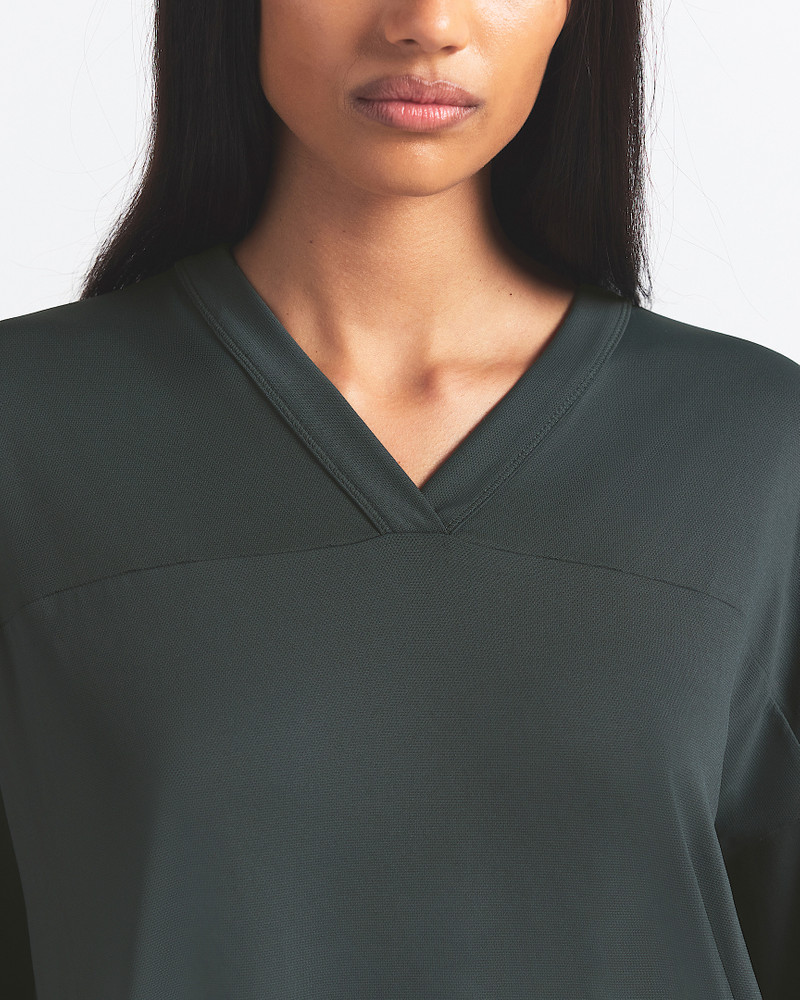NikeSKIMS Airy Women's Oversized V-Neck T-Shirt 3