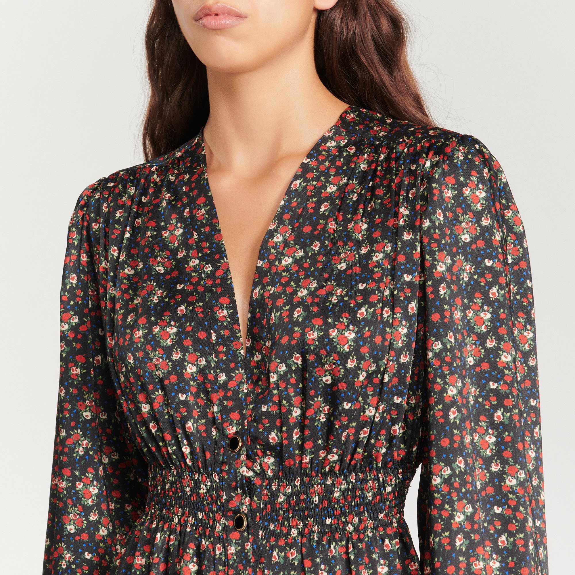 Long flowing dress with a floral print - 4