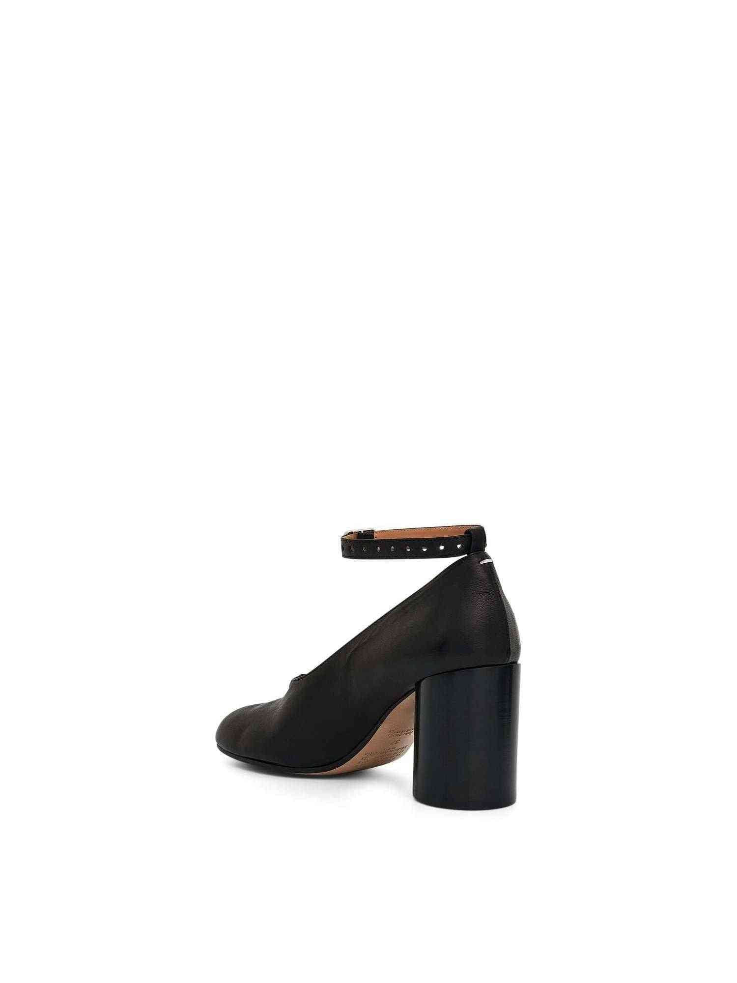 Tabi 8cm Heel Pumps in Black - 3