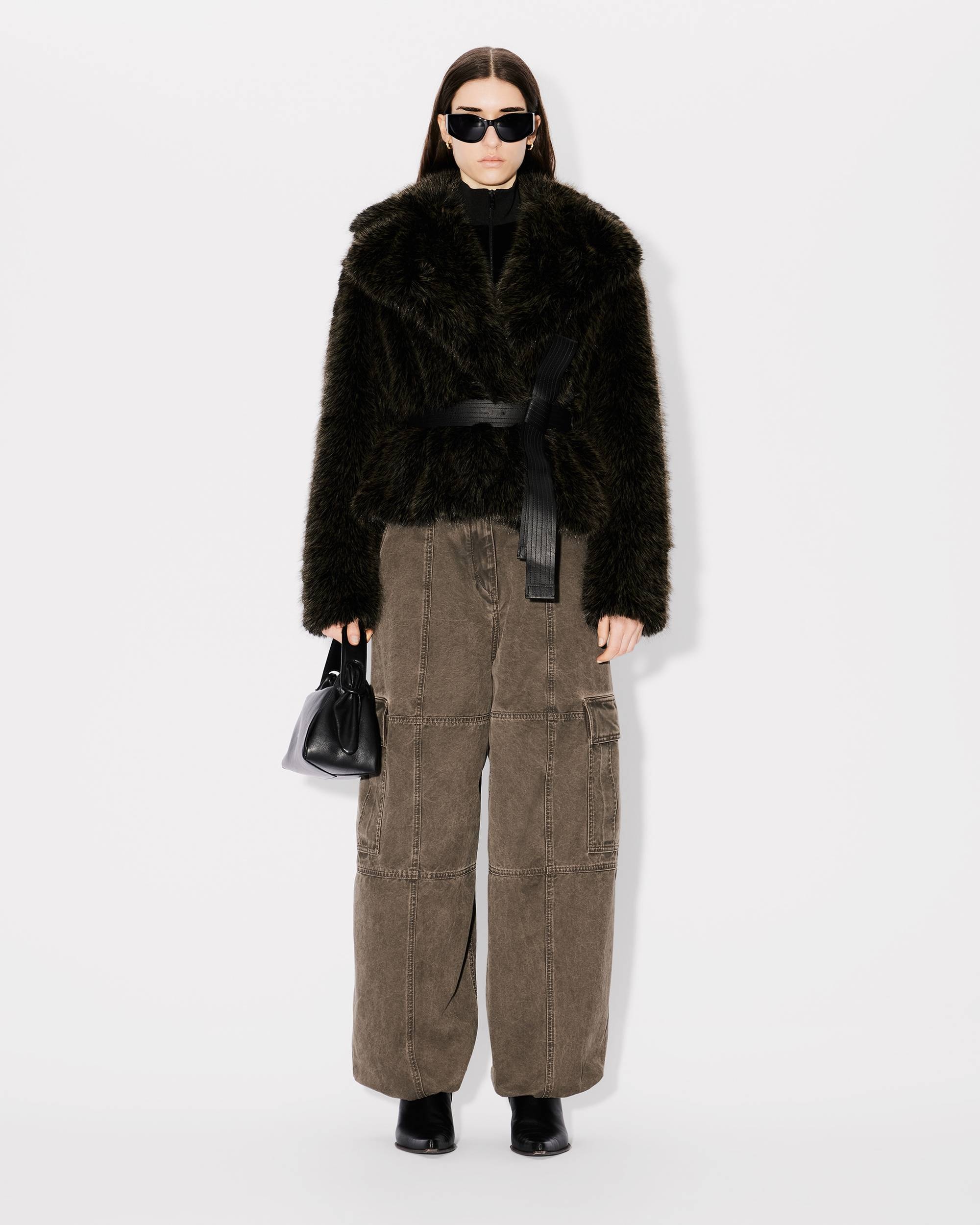 Short blouson in fake fur - 3