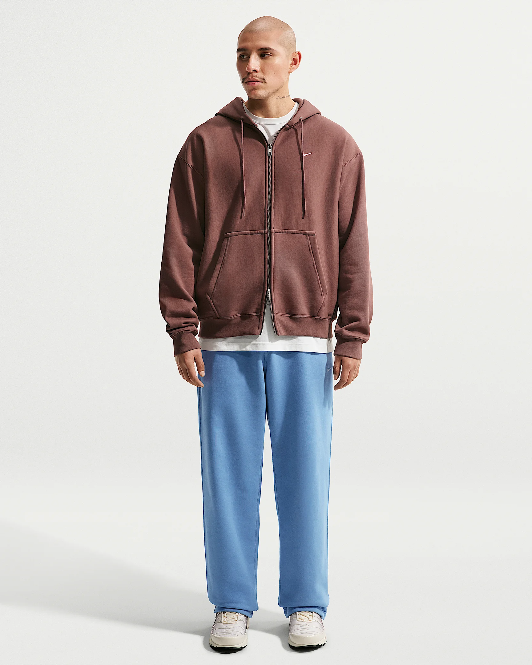 Nike Solo Swoosh Men's Fleece Open-Hem Pants - 1