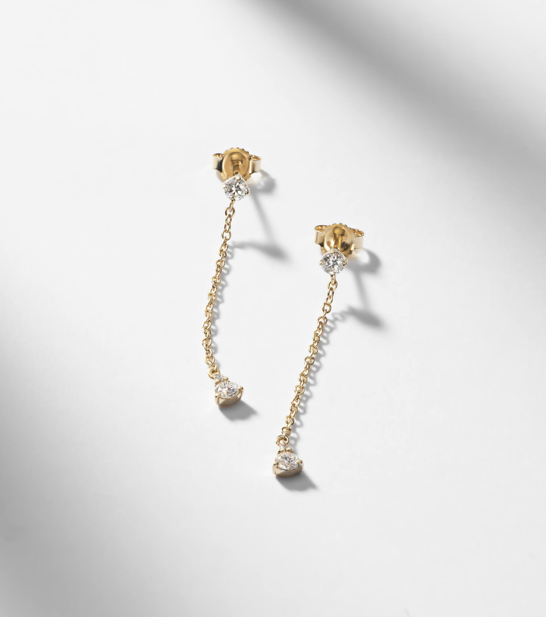 Perfect Pear 14kt gold drop earrings with diamonds - 5