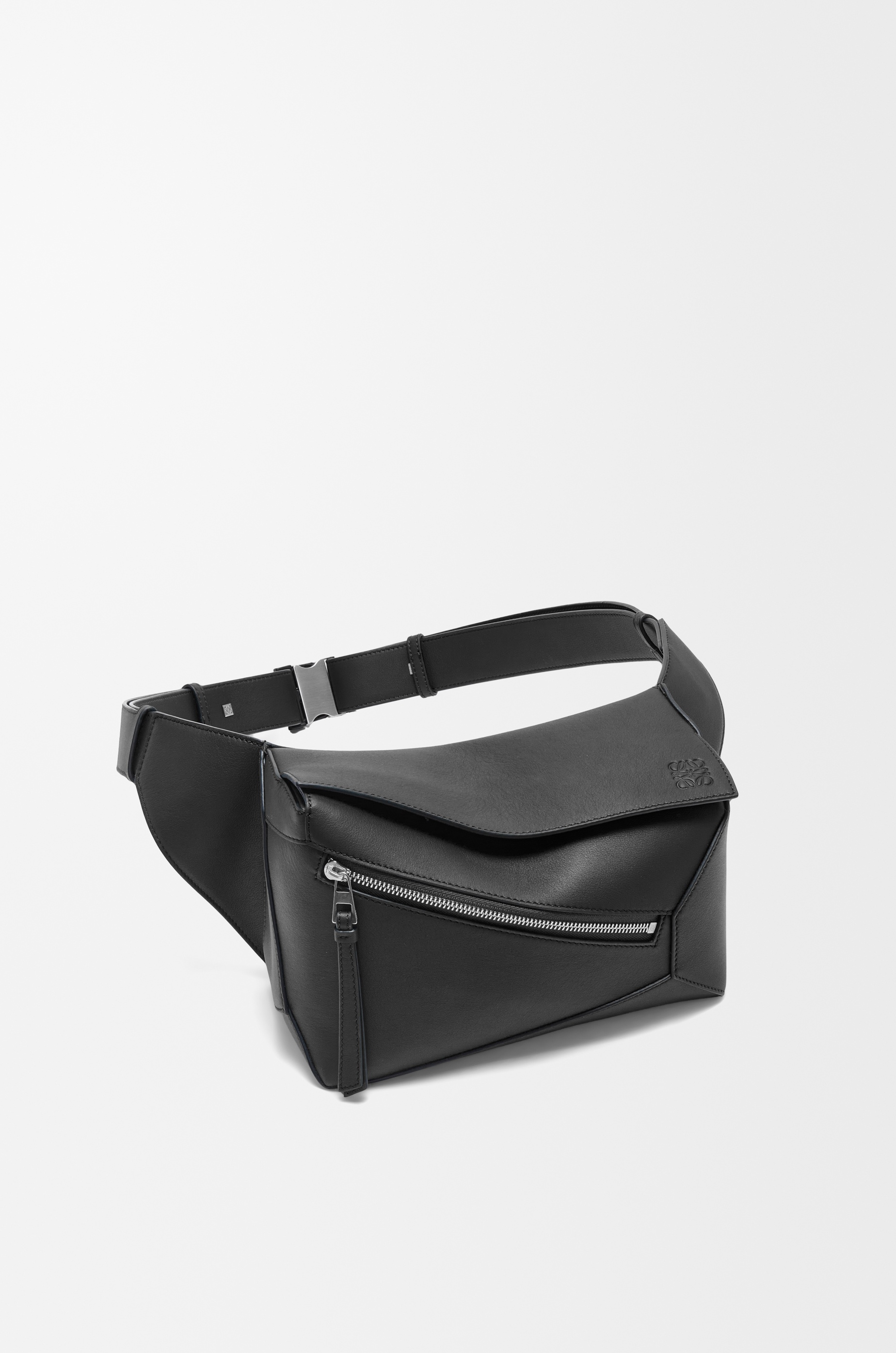 Small Puzzle bumbag in classic calfskin - 5