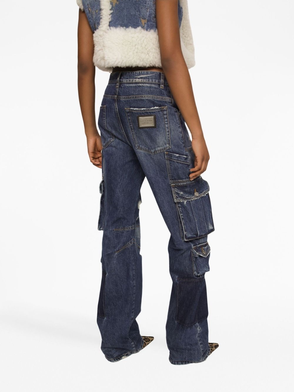distressed-finish straigh-leg cargo jeans - 5