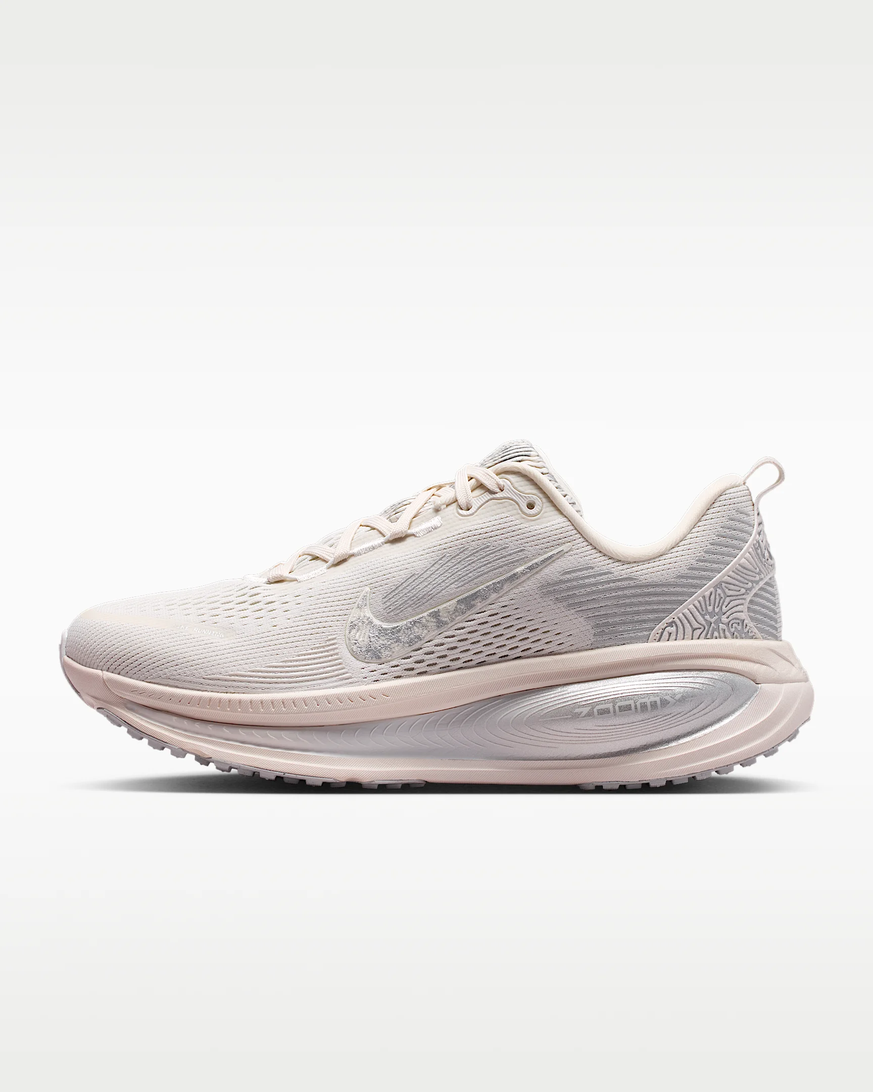 Nike Vomero 18 SE Women's Road Running Shoes - 1