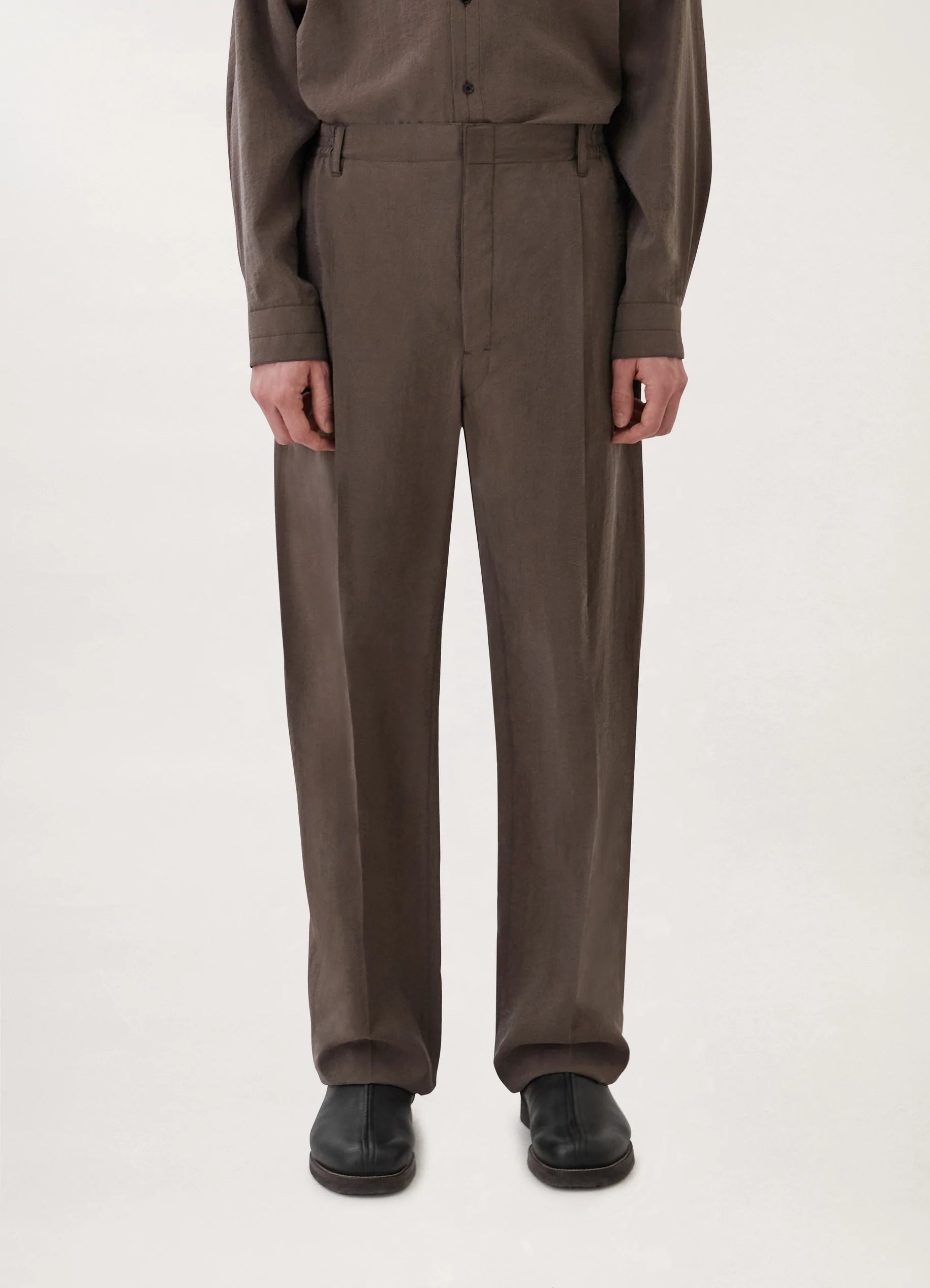 EASY PLEATED PANTS
DRY SILK - 4