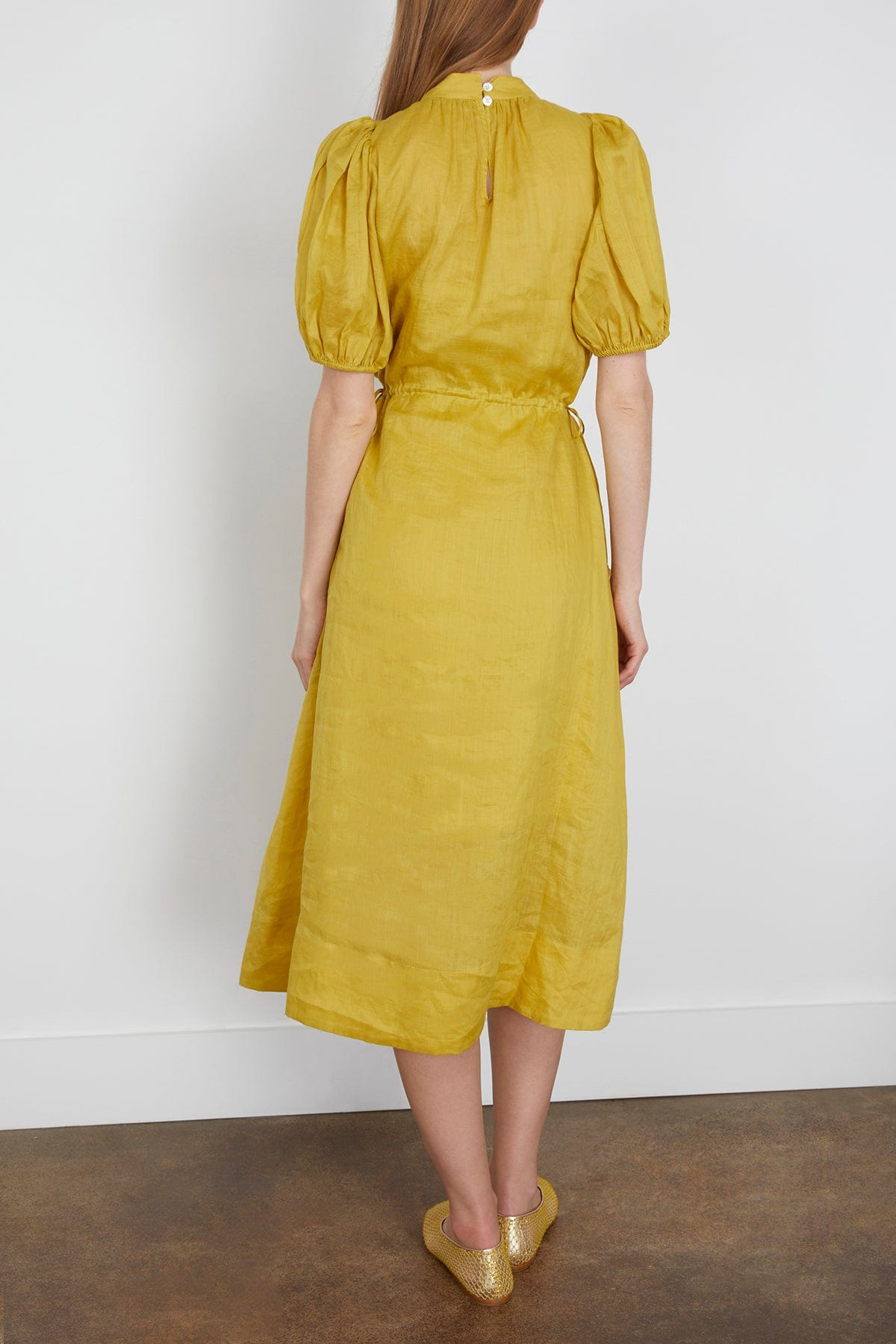 Anise Solid Puff Sleeve Midi Dress in Chartreuse - 4