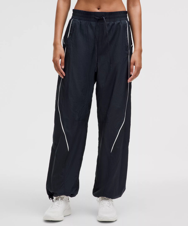 License to Train Mid-Rise Lightweight Jogger 1