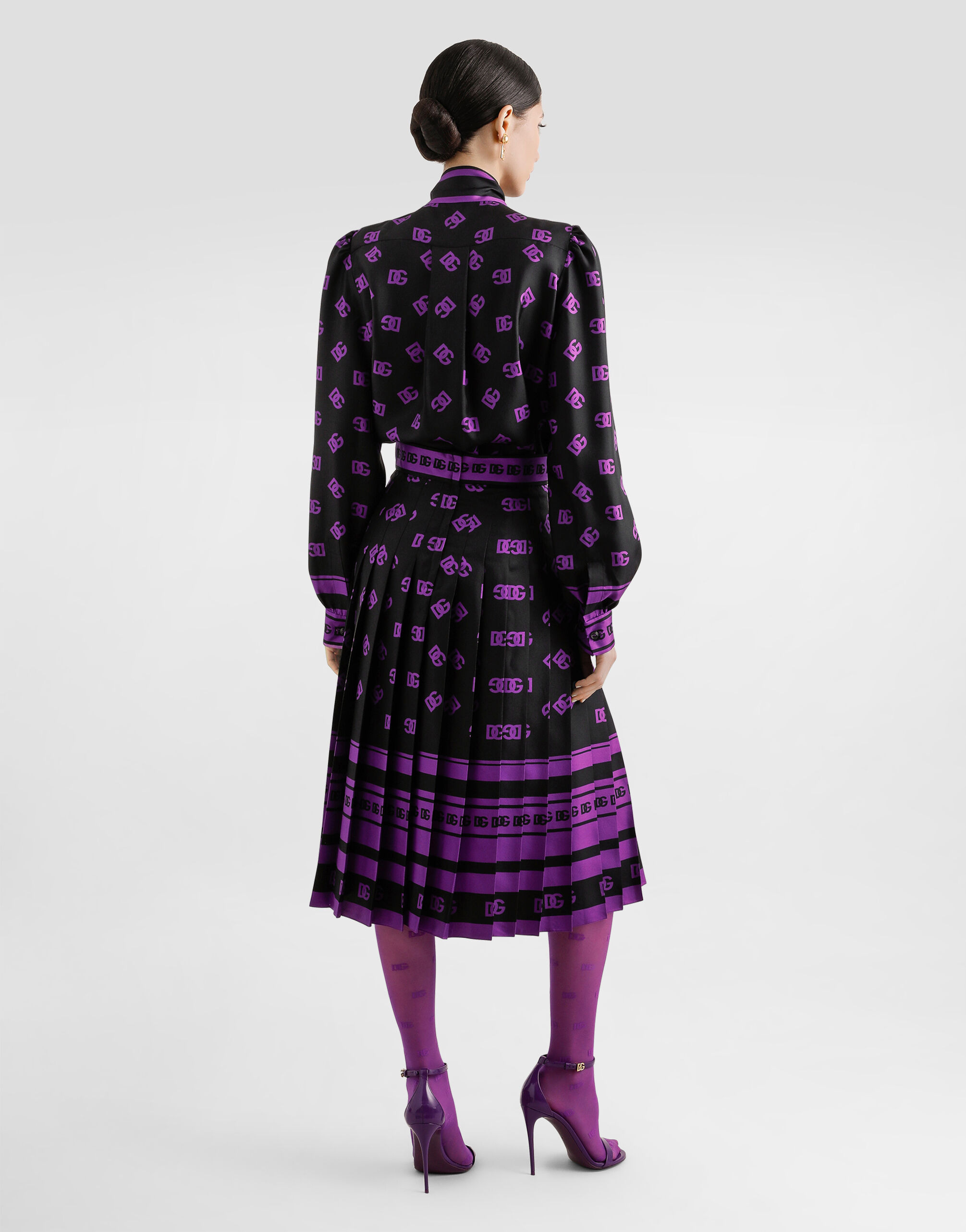 DG logo-print long pleated silk skirt - 5