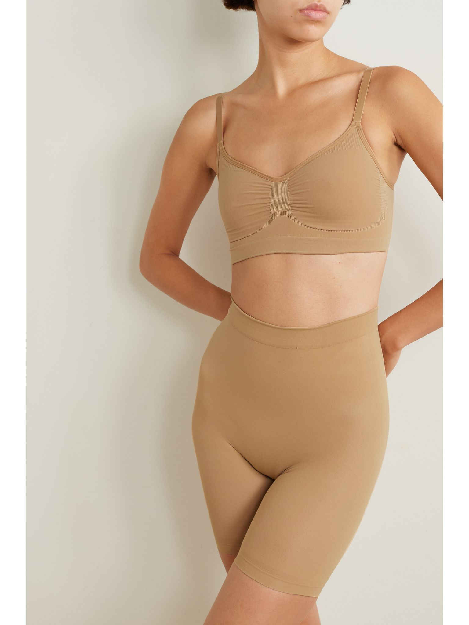 Seamless Sculpt Mid Thigh shorts - Ochre Beige - 2