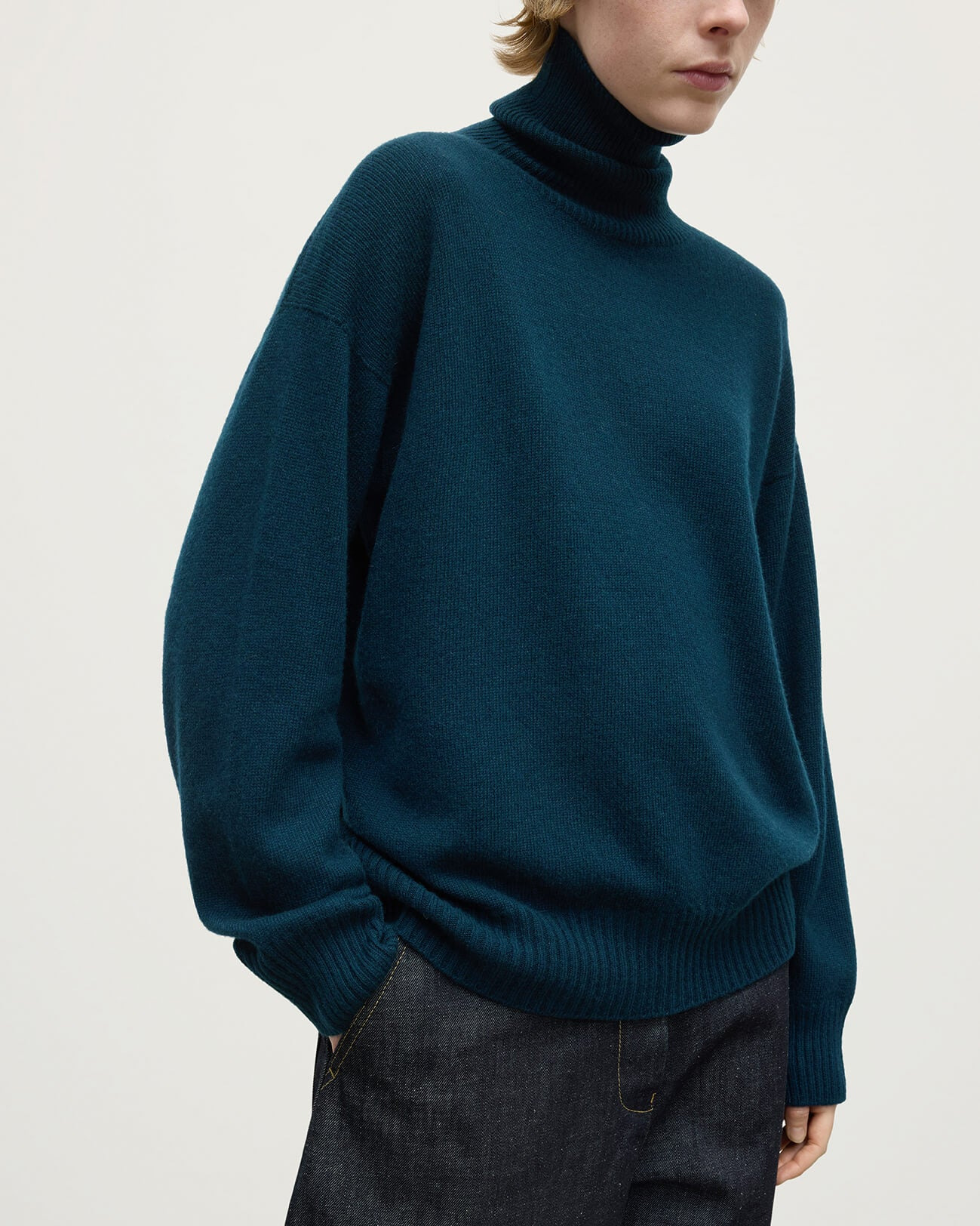 Gauzy Cashmere Green Roll Neck Jumper - 5