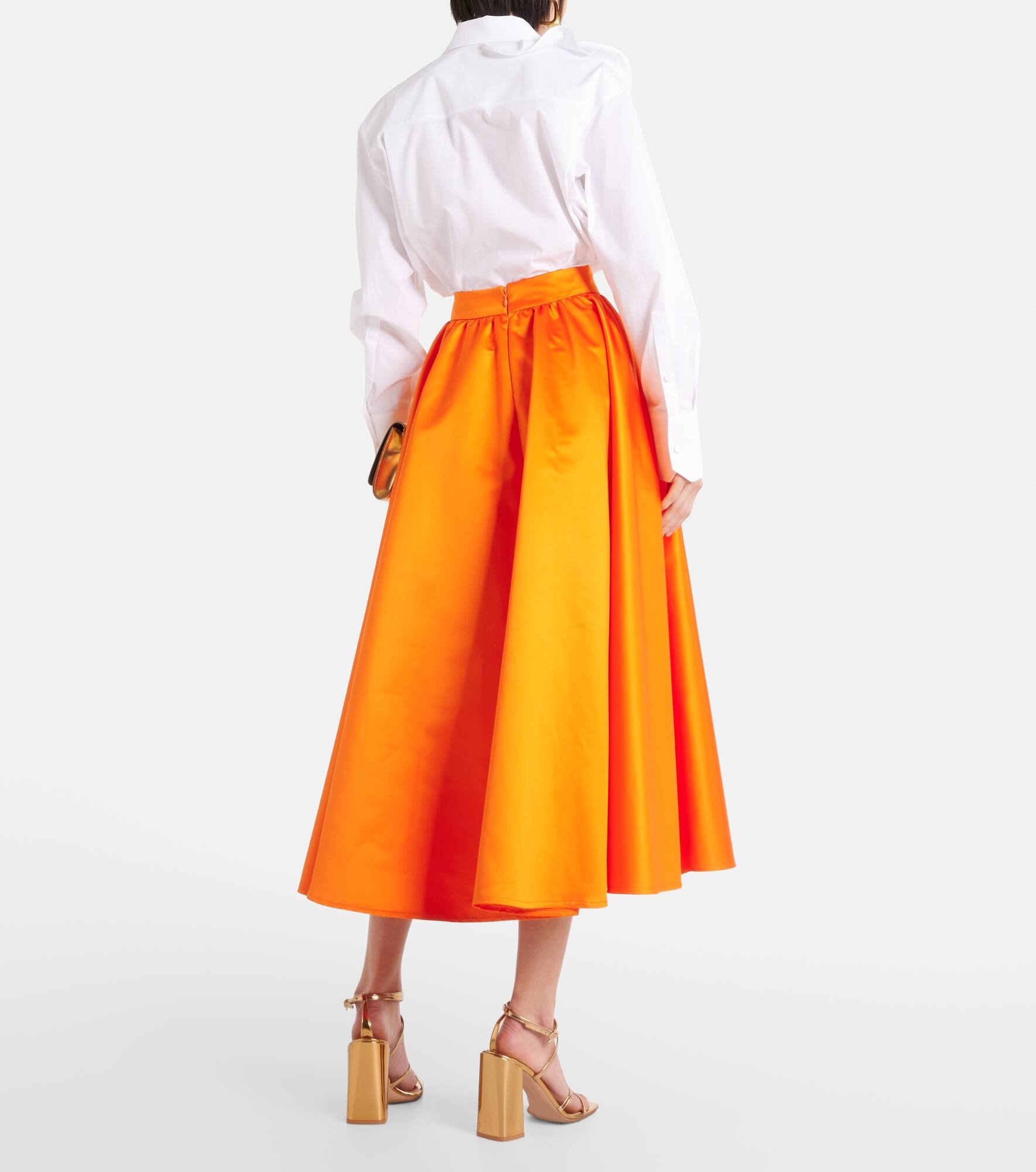 Pleated satin midi skirt - 3