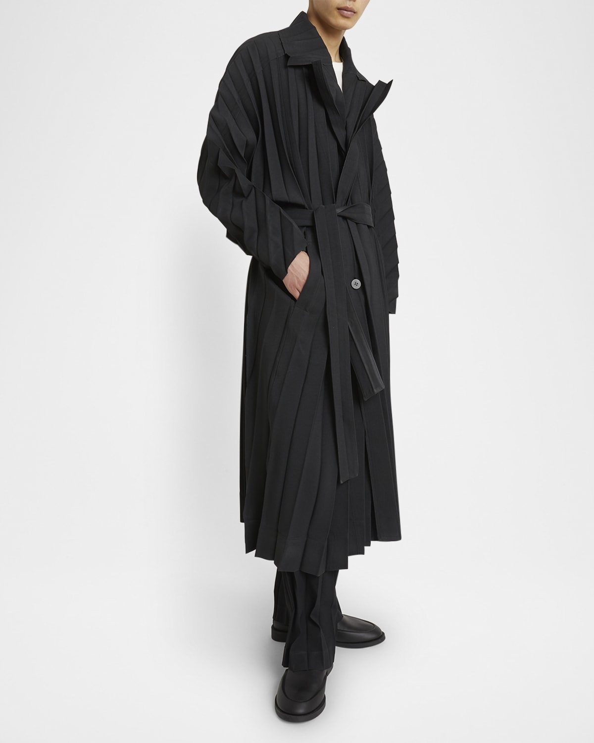 ISSEY MIYAKE Men's Edge Lightweight Trench Coat