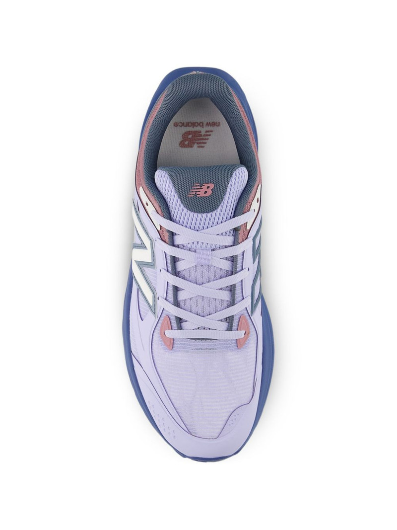 logo patch sneakers 3
