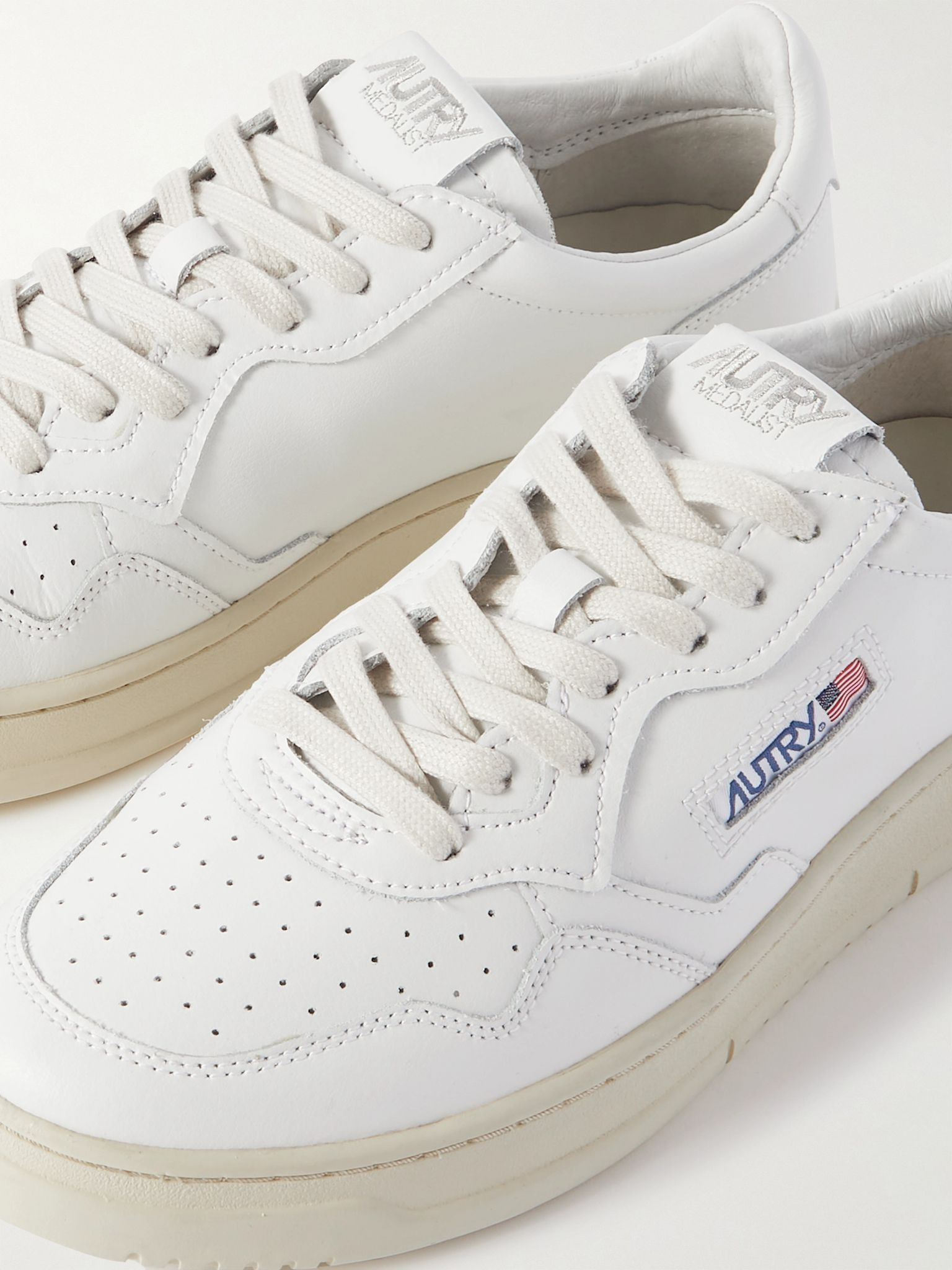 Medalist Leather Sneakers White - 6
