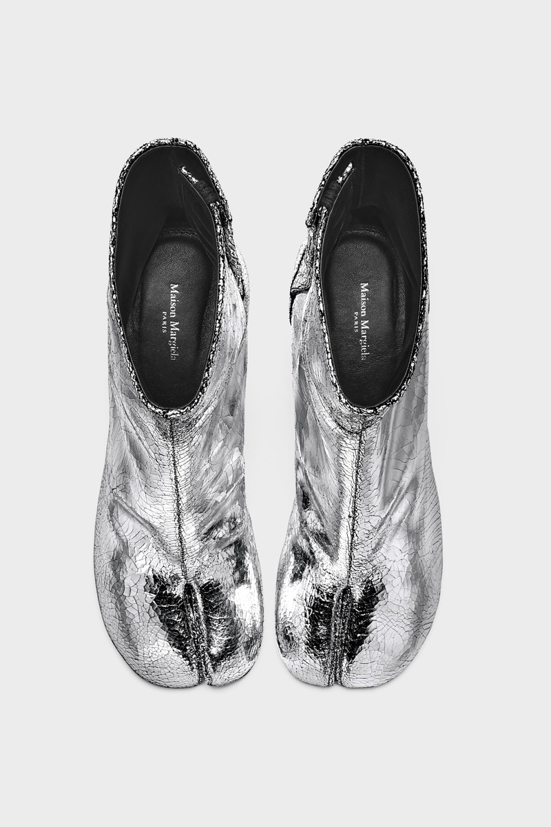 Tabi broken mirror boots 4