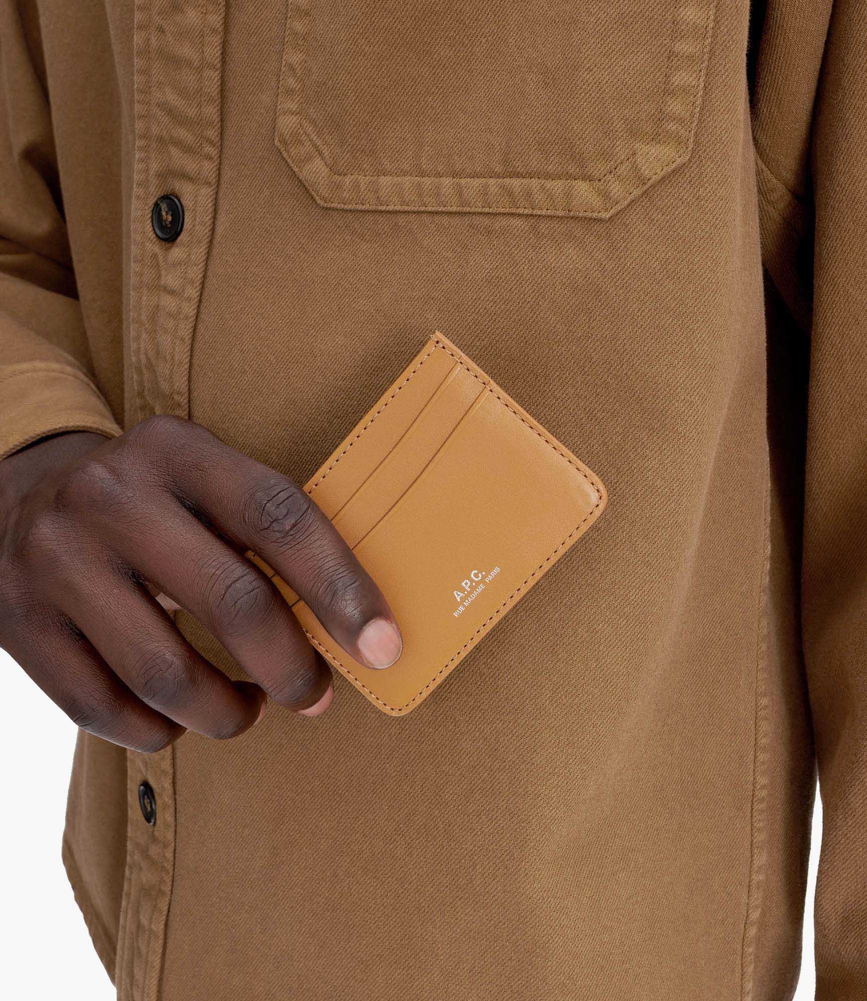 ANDRÉ CARDHOLDER - 2