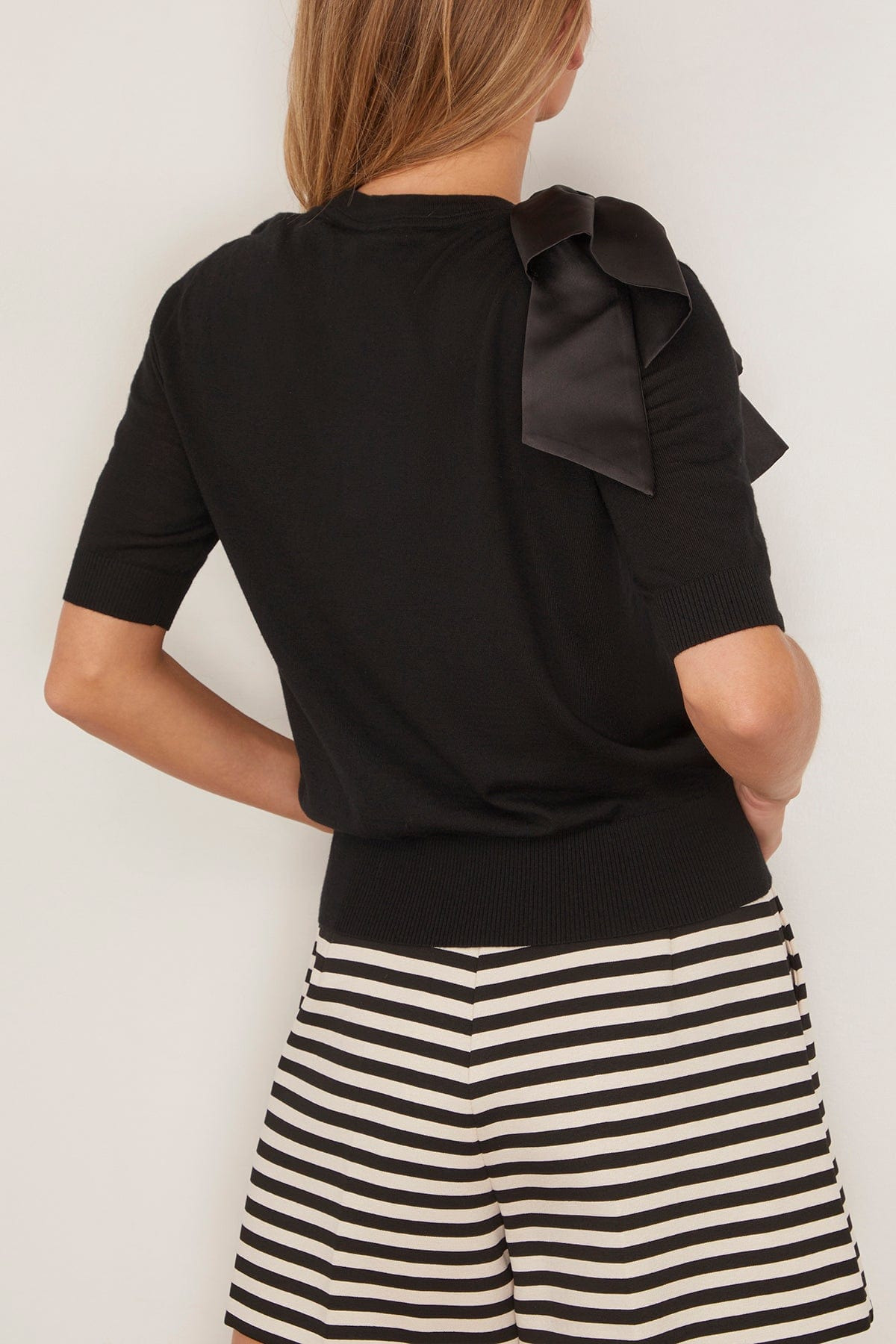 Chic Merino II Pullover in Pure Black - 4