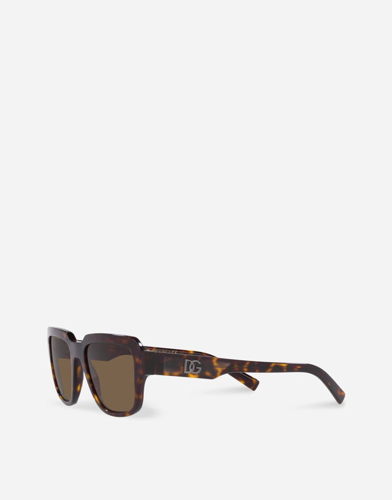 Dolce & Gabbana DG crossed sunglasses outlook