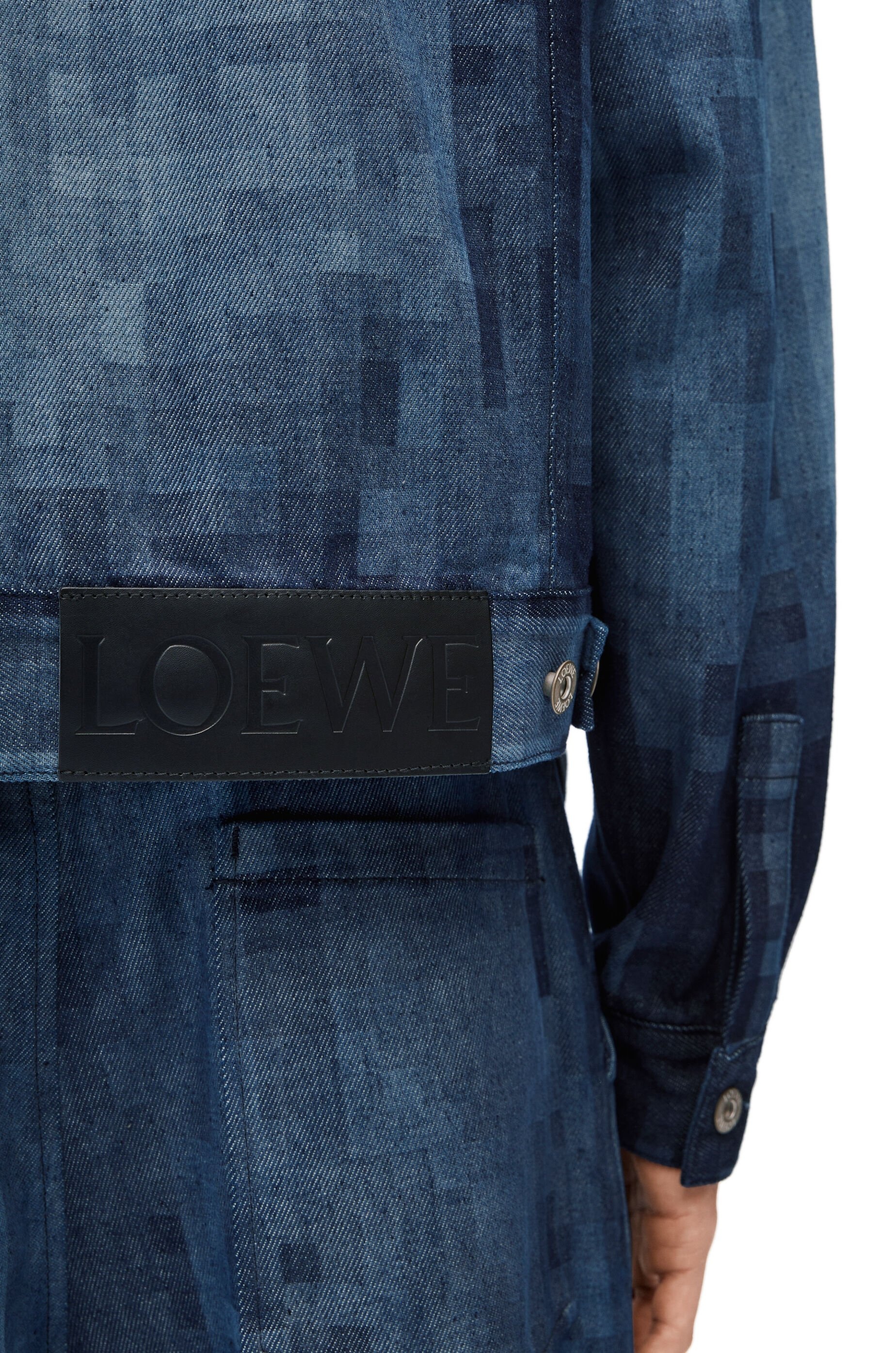 Pixelated jacket in denim - 5
