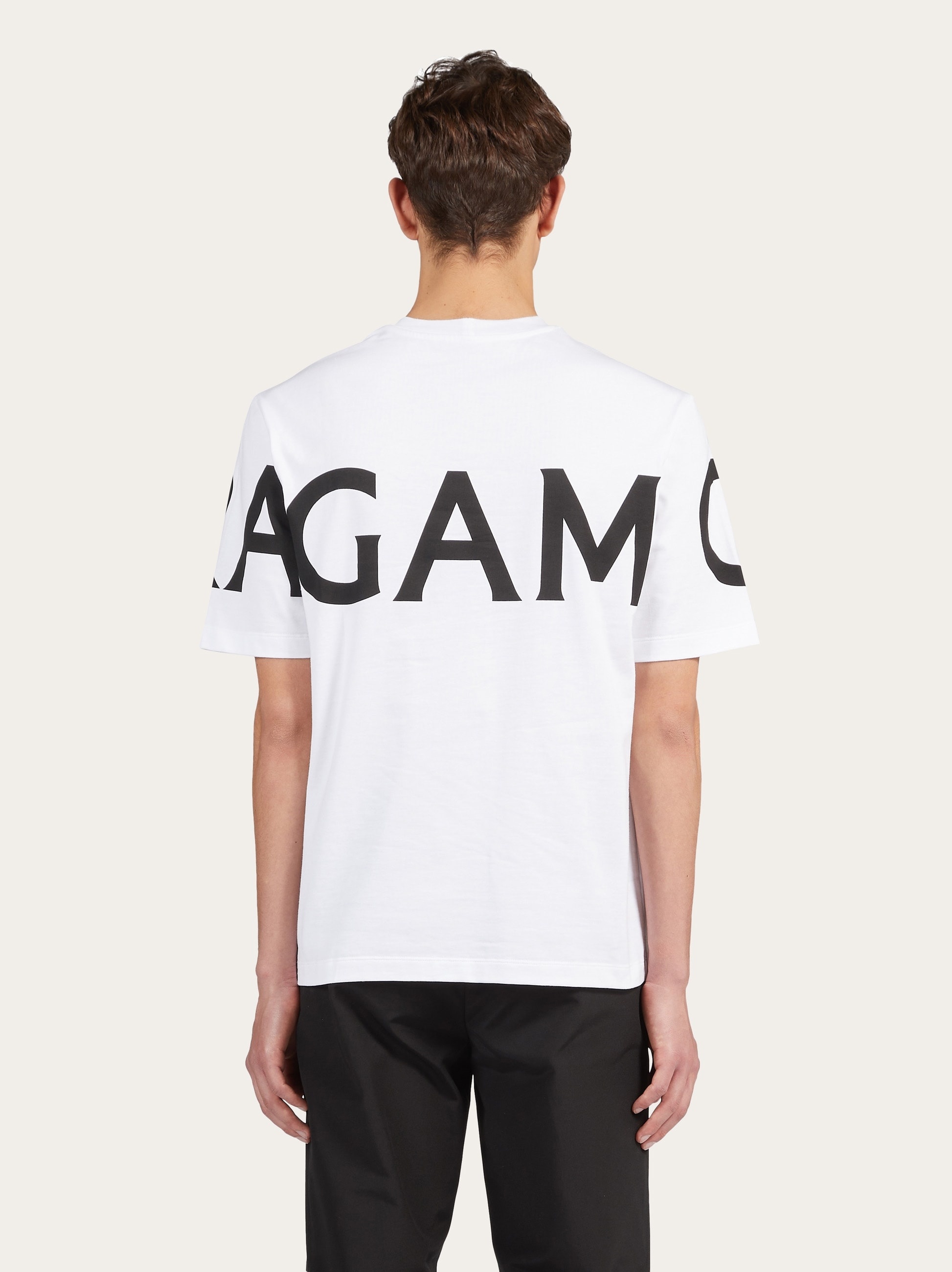 Short sleeved t-shirt with graphic logo - 3