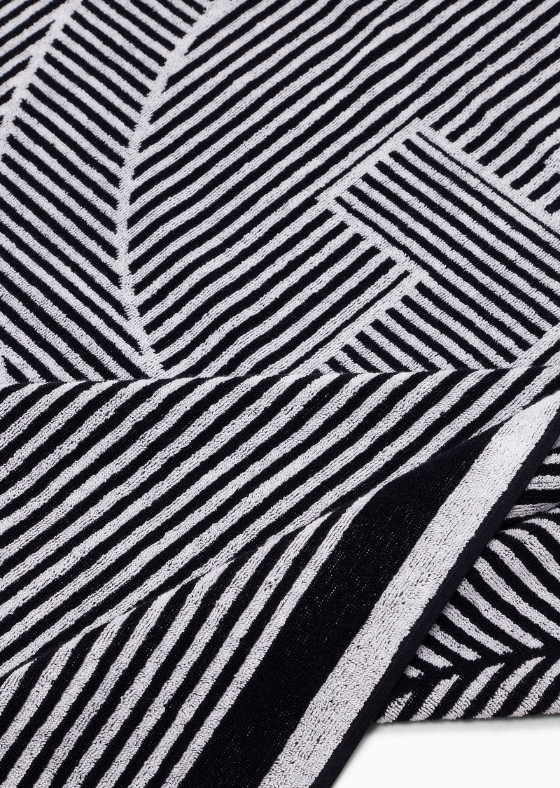 Cotton-terry beach towel with oversized jacquard logo 5