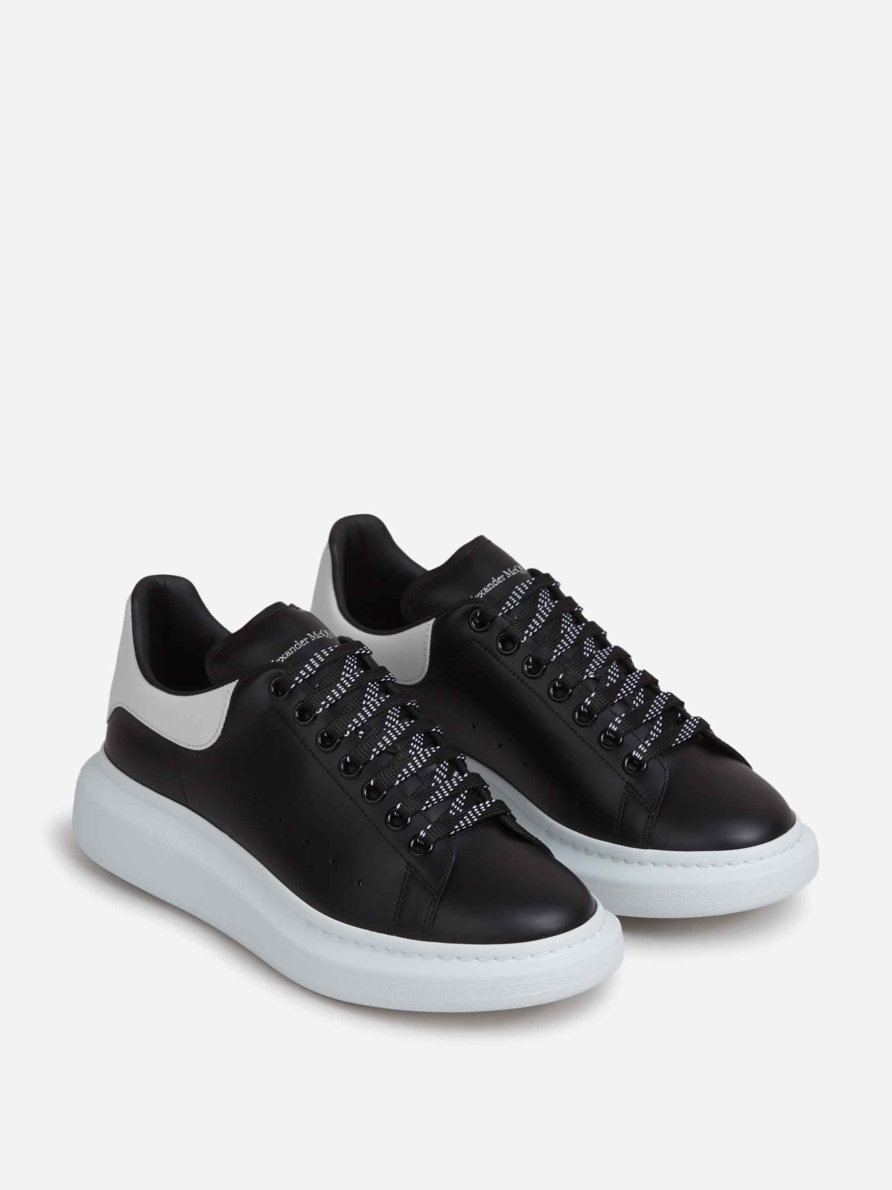 OVERSIZED SNEAKERS - 2