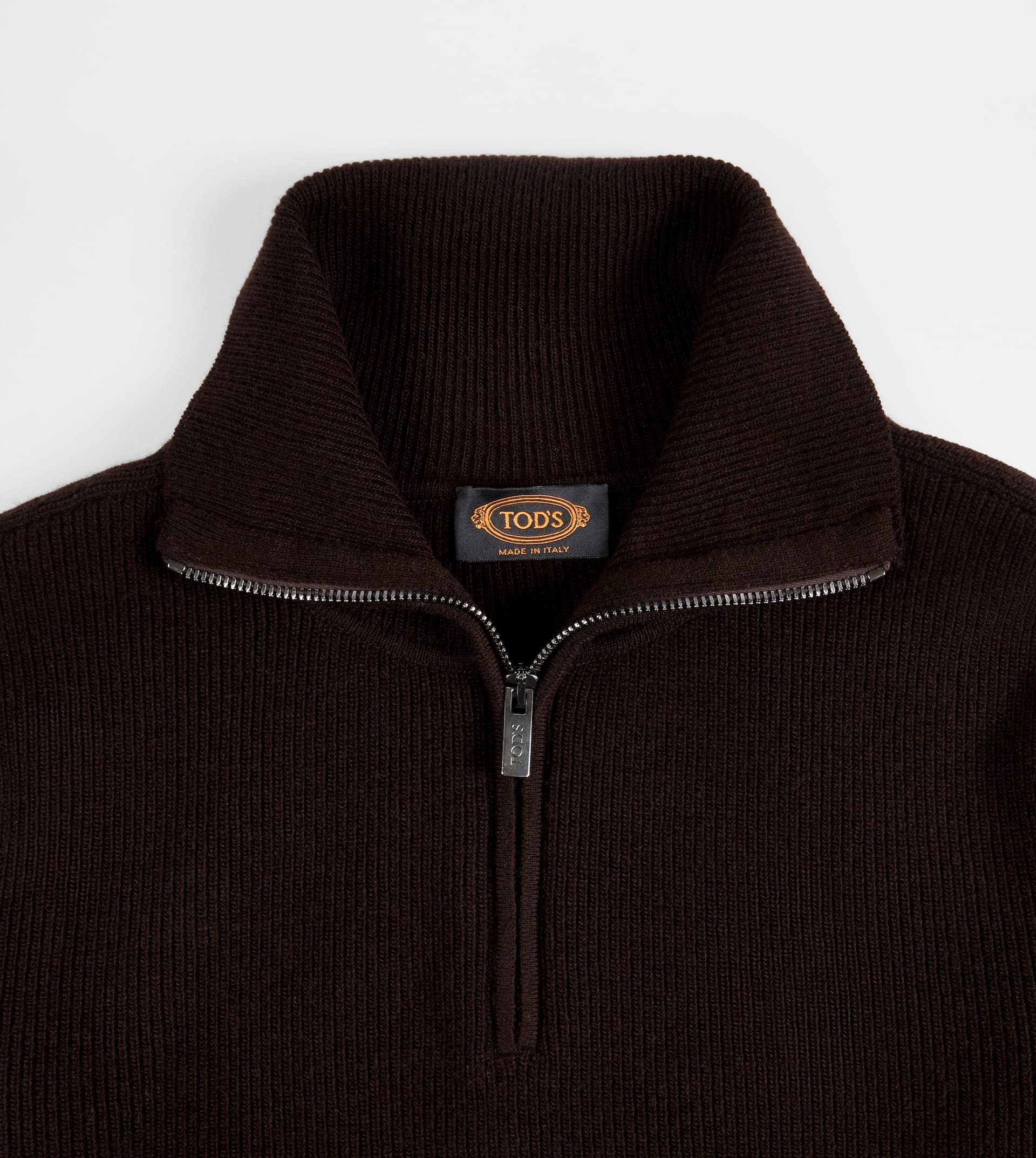 ZIP TURTLENECK - BROWN - 8