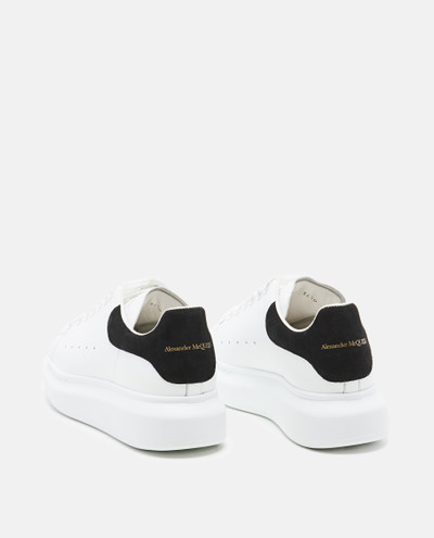 Alexander McQueen Oversize Sneaker outlook