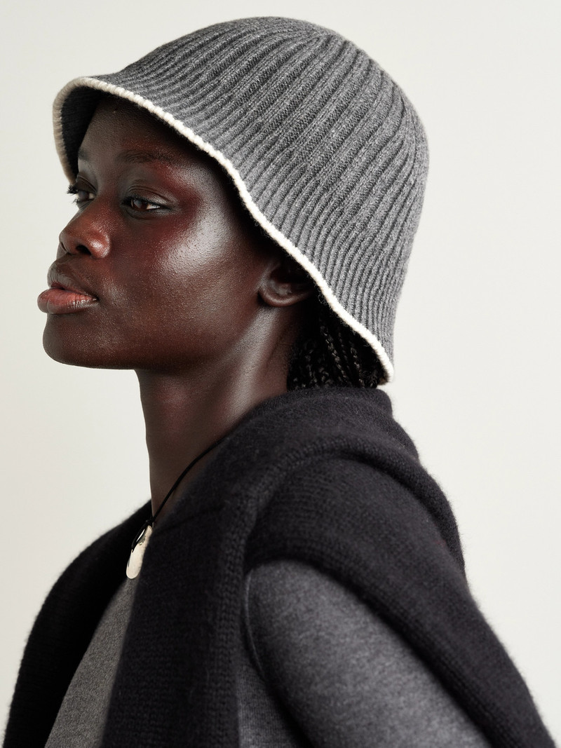 arch4 Xander Two-tone Ribbed Cashmere Bucket Hat outlook