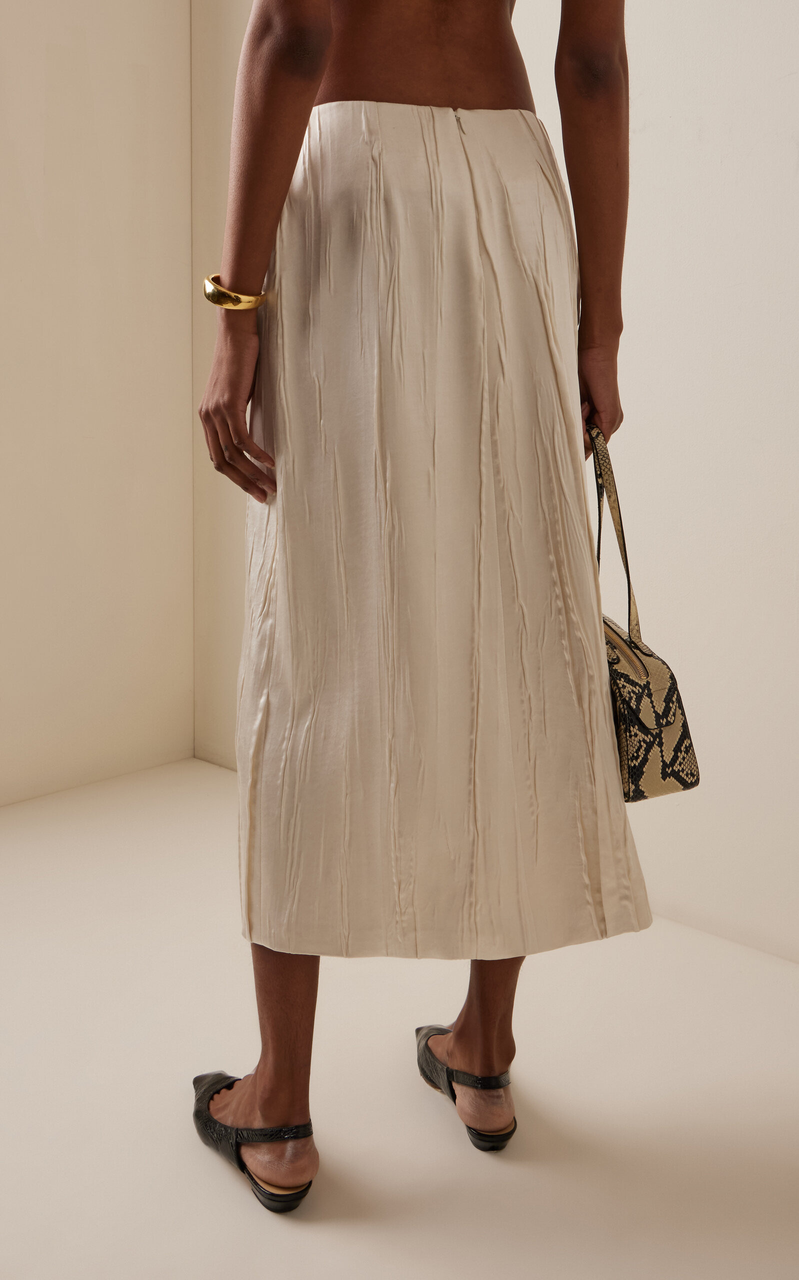 The Tierney Textured Satin Midi Skirt ivory - 4