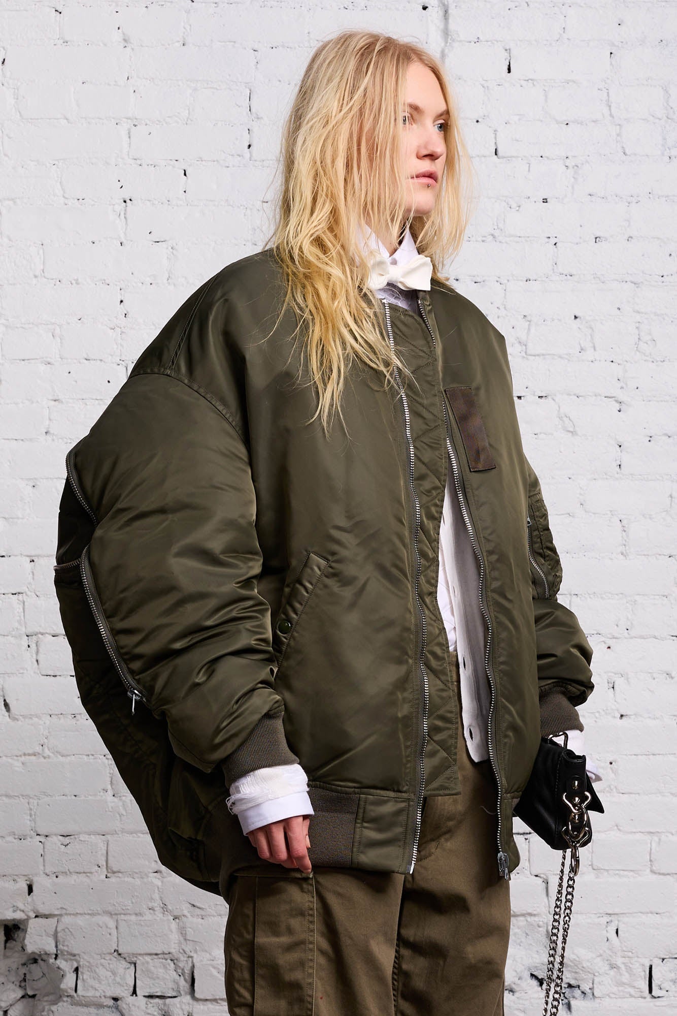 R13 ZIP OUT DOWN BOMBER - OLIVE | REVERSIBLE R13 ZIP OUT DOWN BOMBER - OLIVE | REVERSIBLE